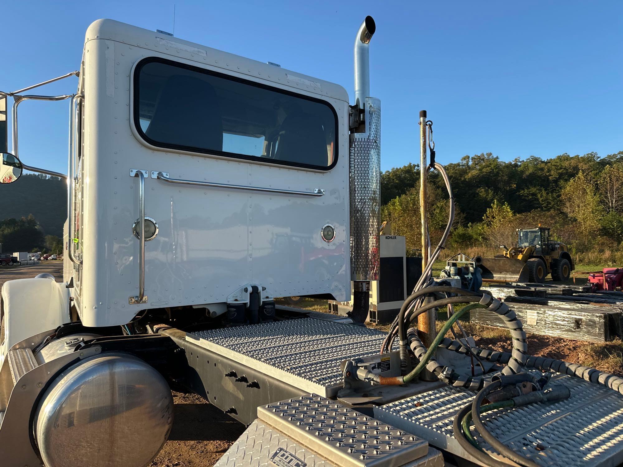 2012 Peterbilt 388