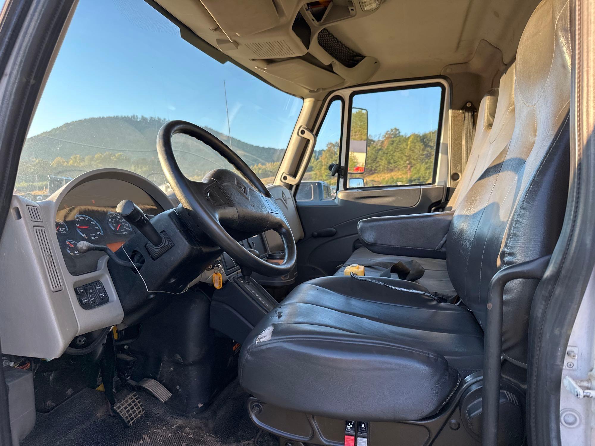 2013 International Durastar 4300