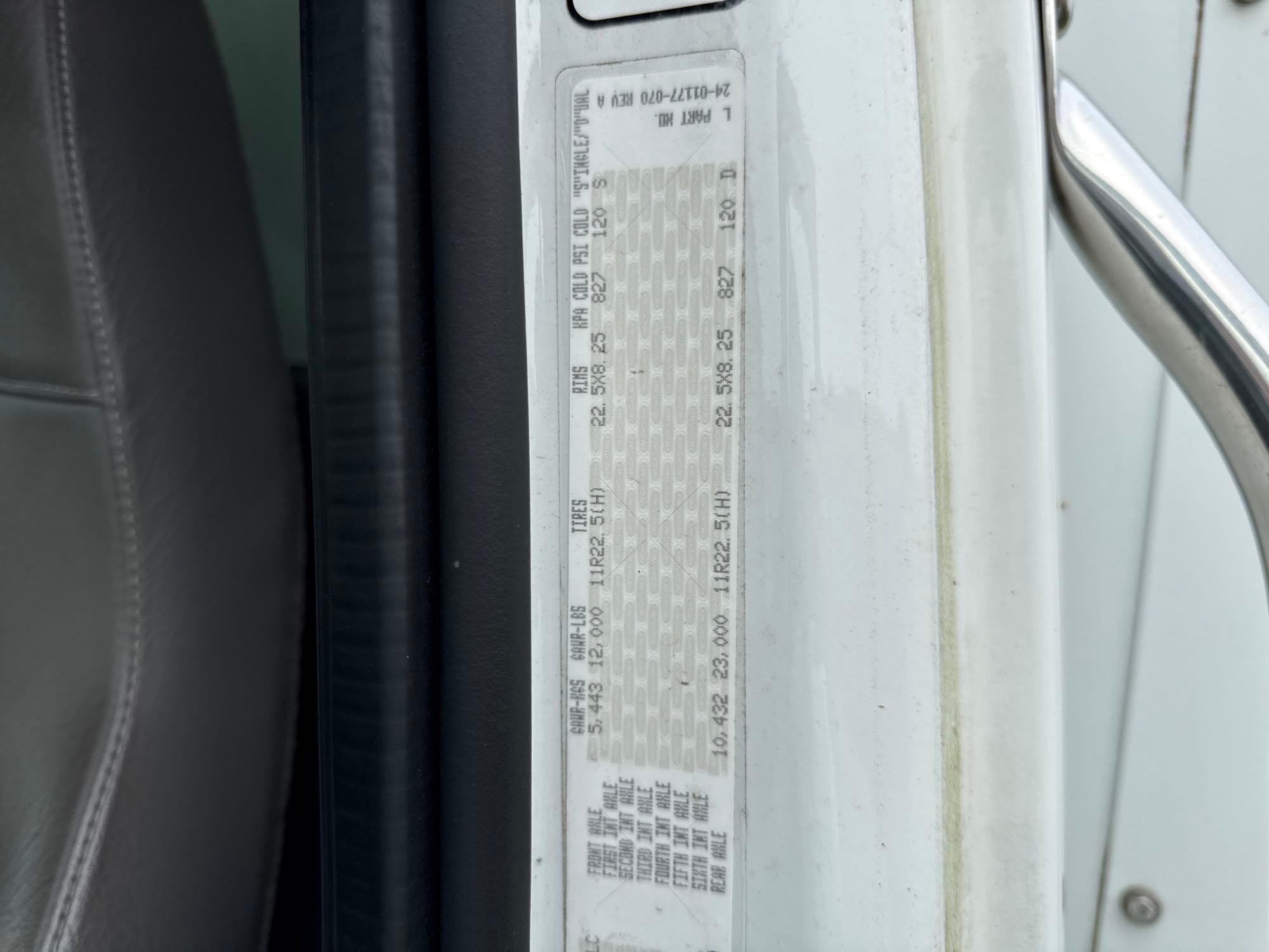 2014 Freightliner M2