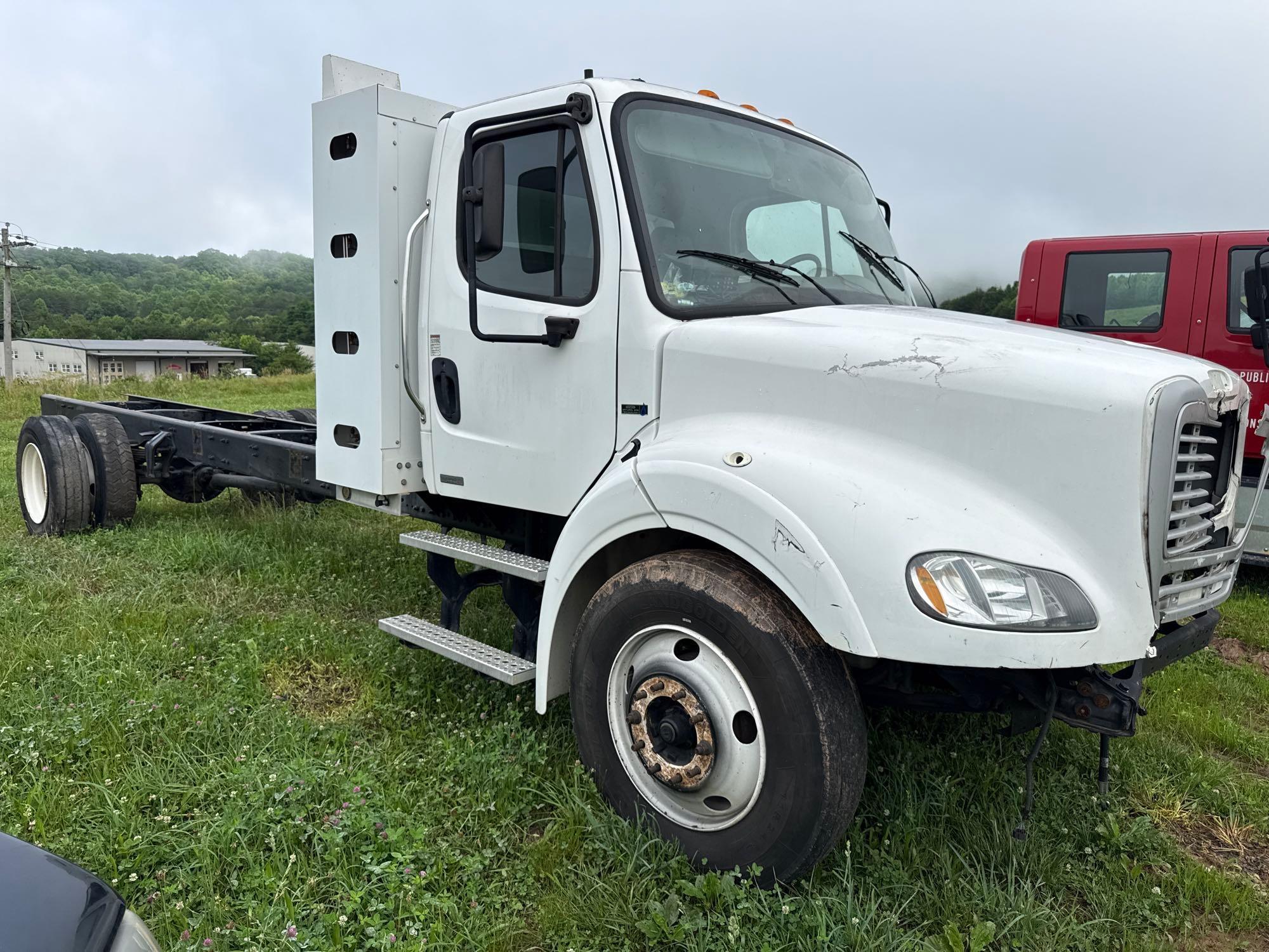 2014 Freightliner M2