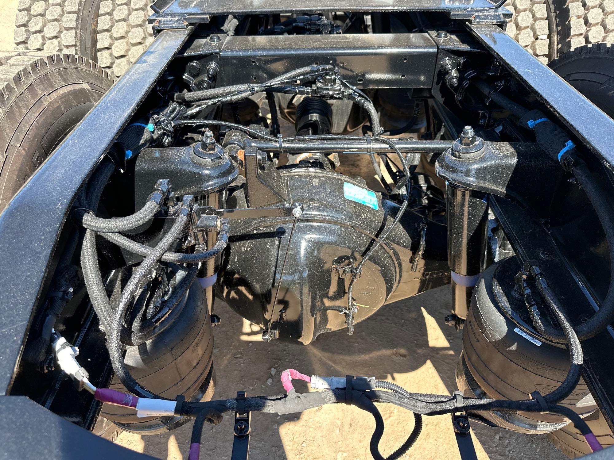 2025 Peterbilt 567