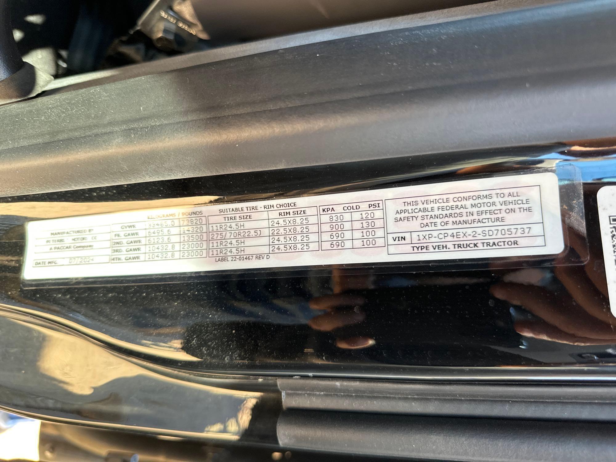 2025 Peterbilt 567