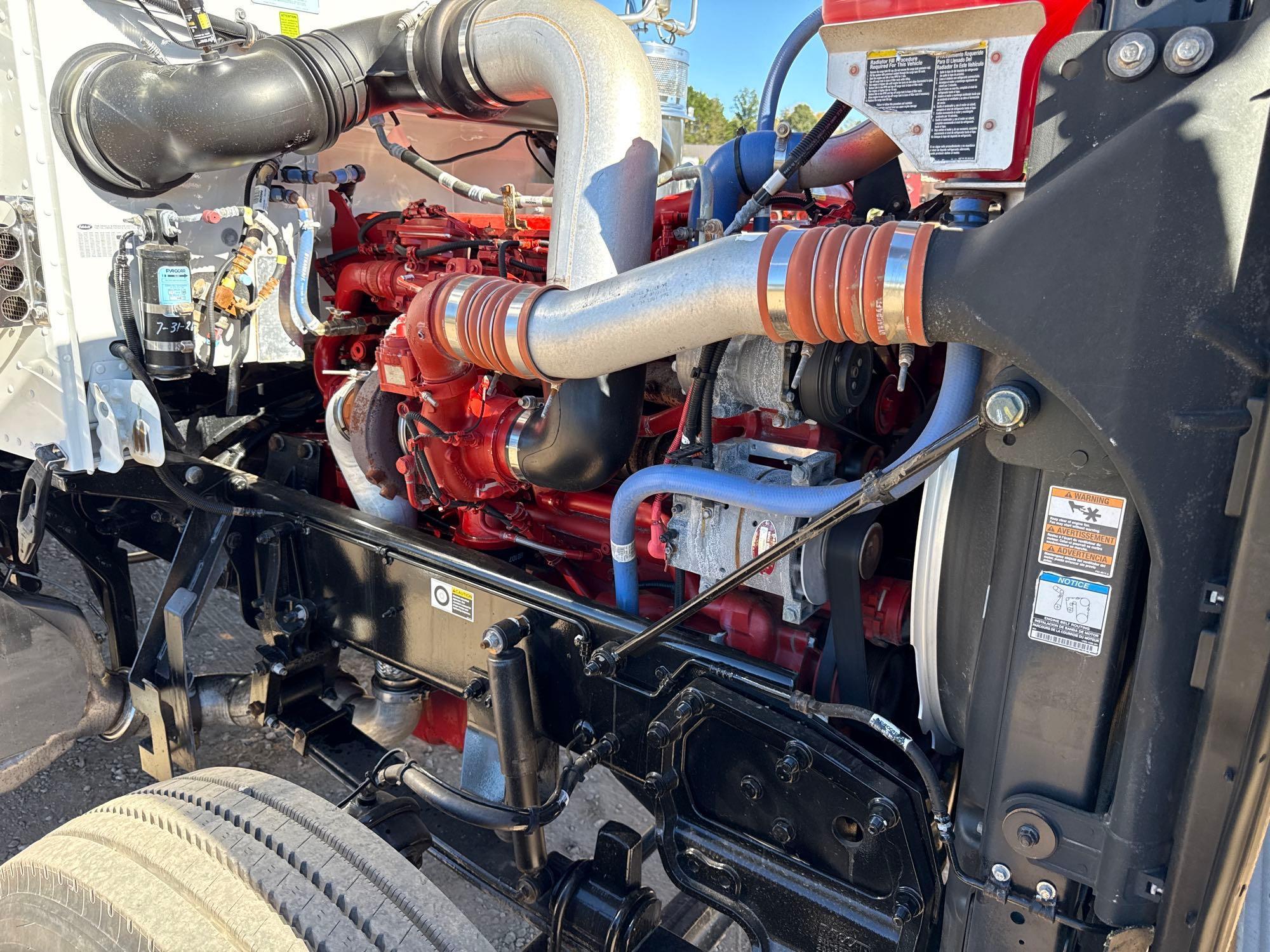 2019 Peterbilt 389
