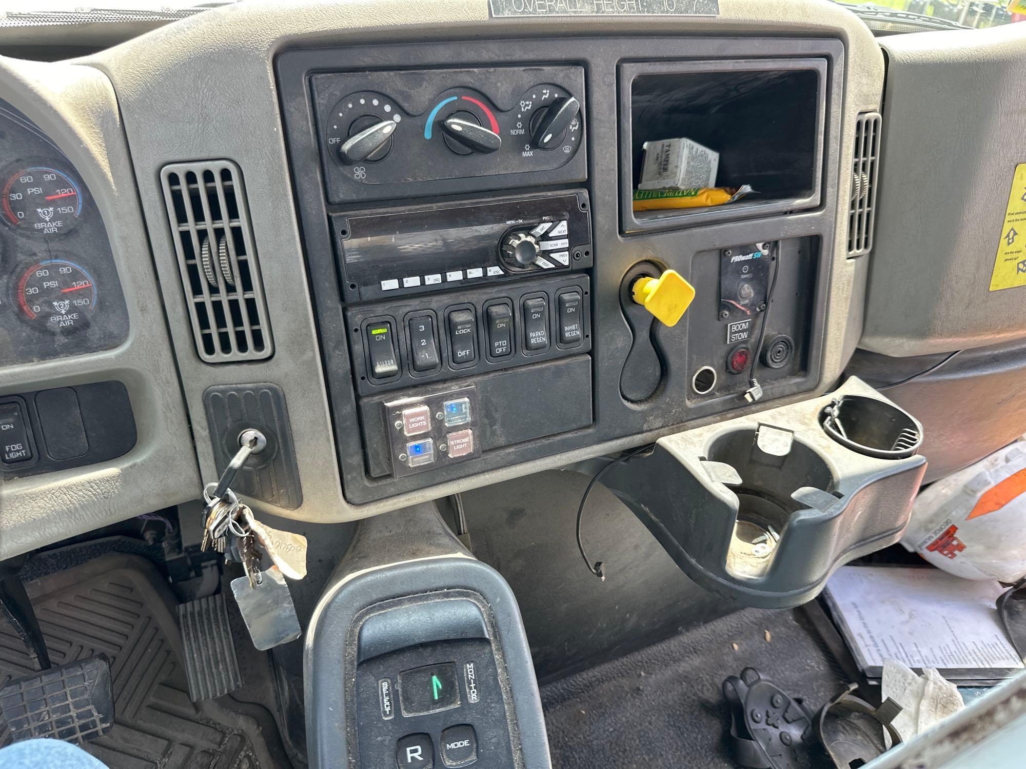 2017 International WORKSTAR