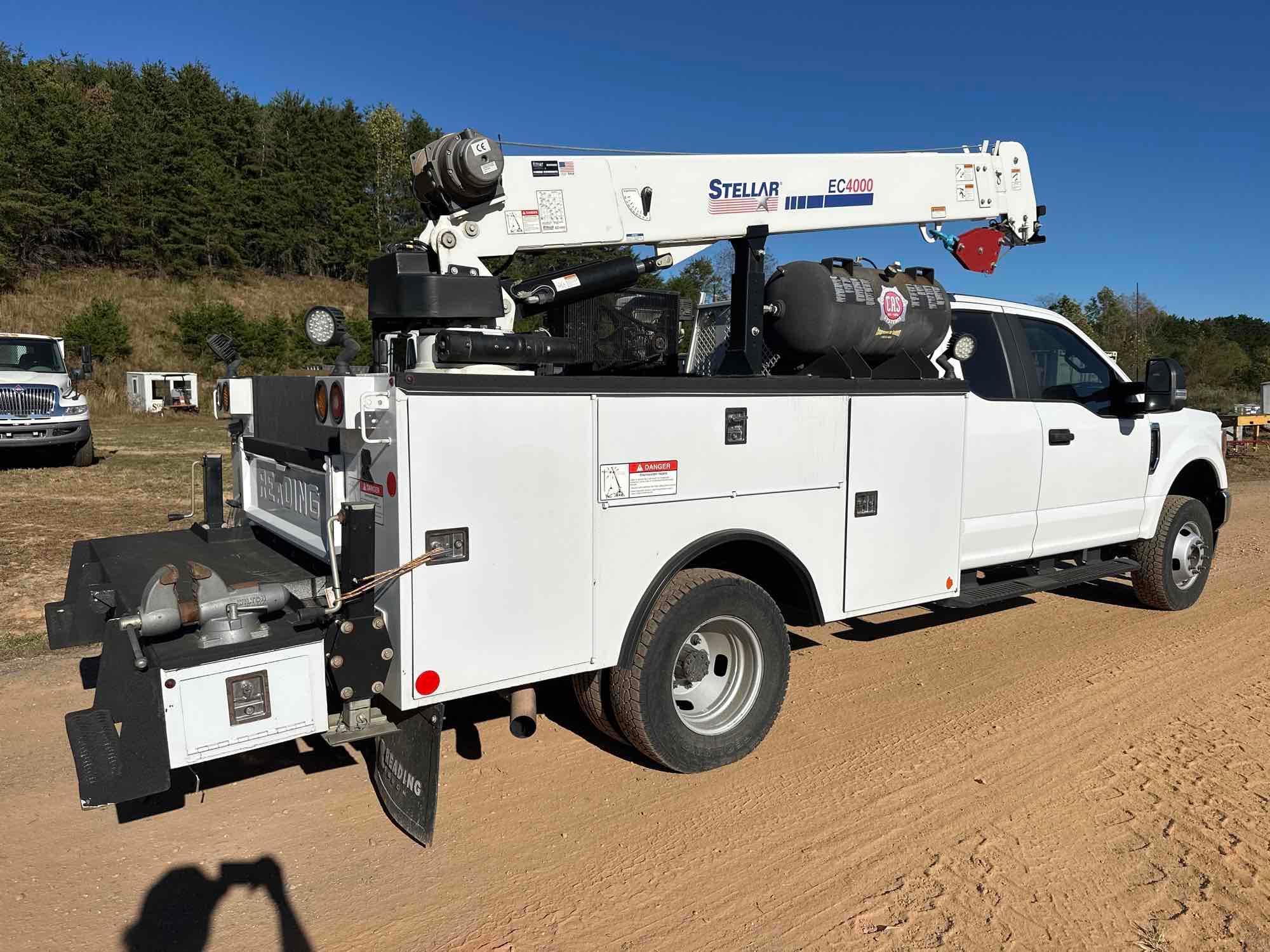 2022 Ford F-350 XL