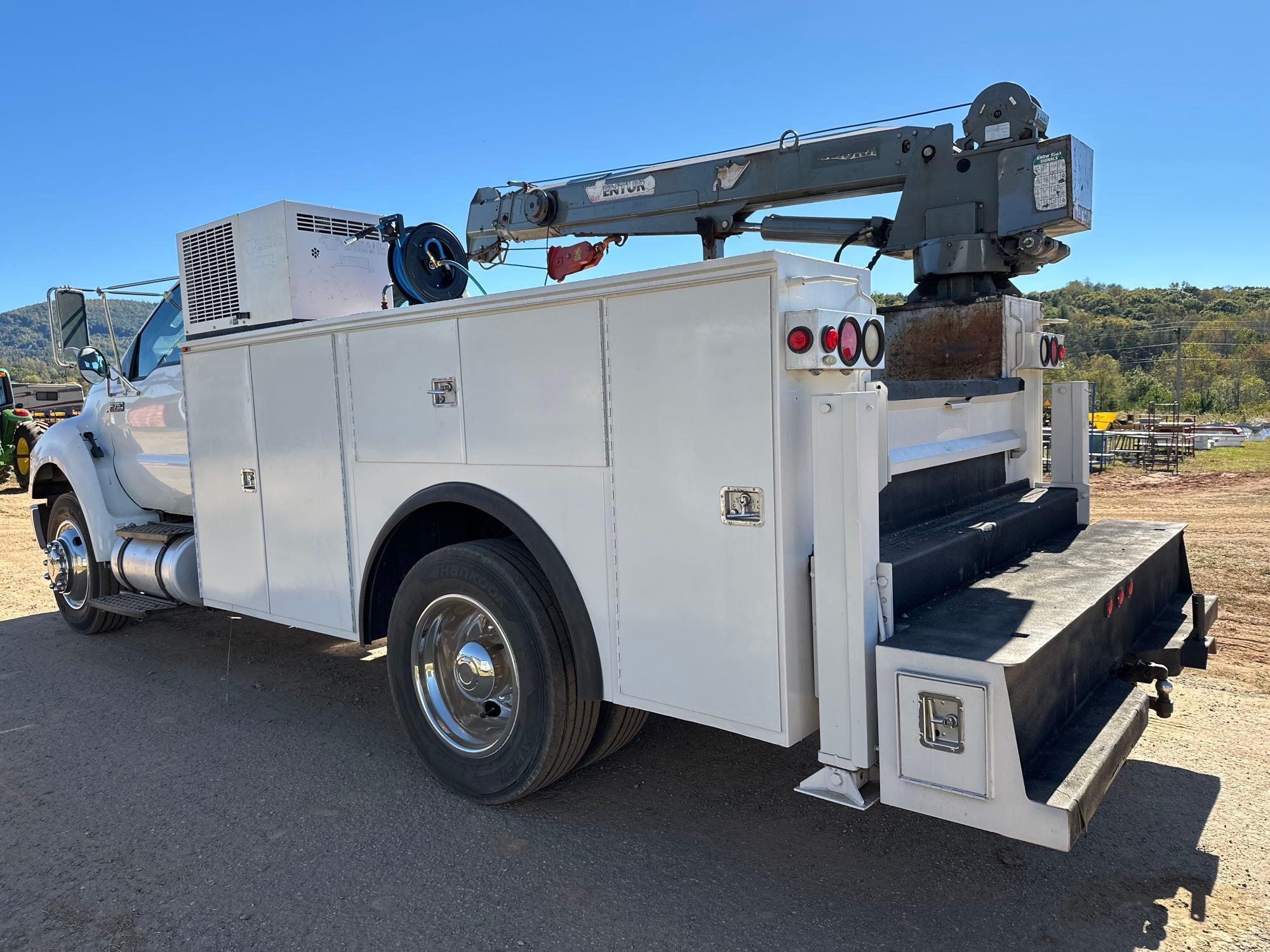 2015 Ford F750