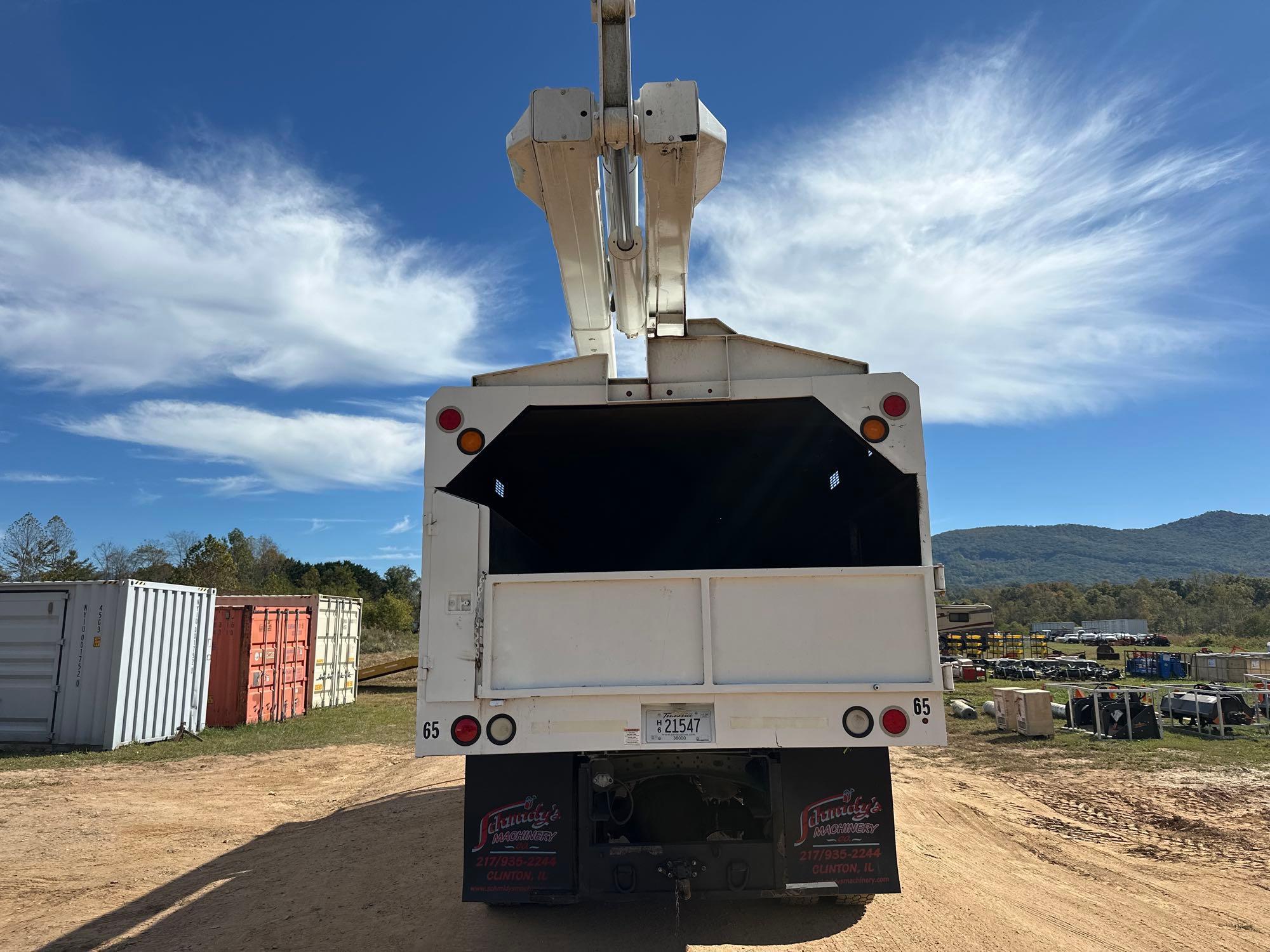 2013 Freightliner M2 106