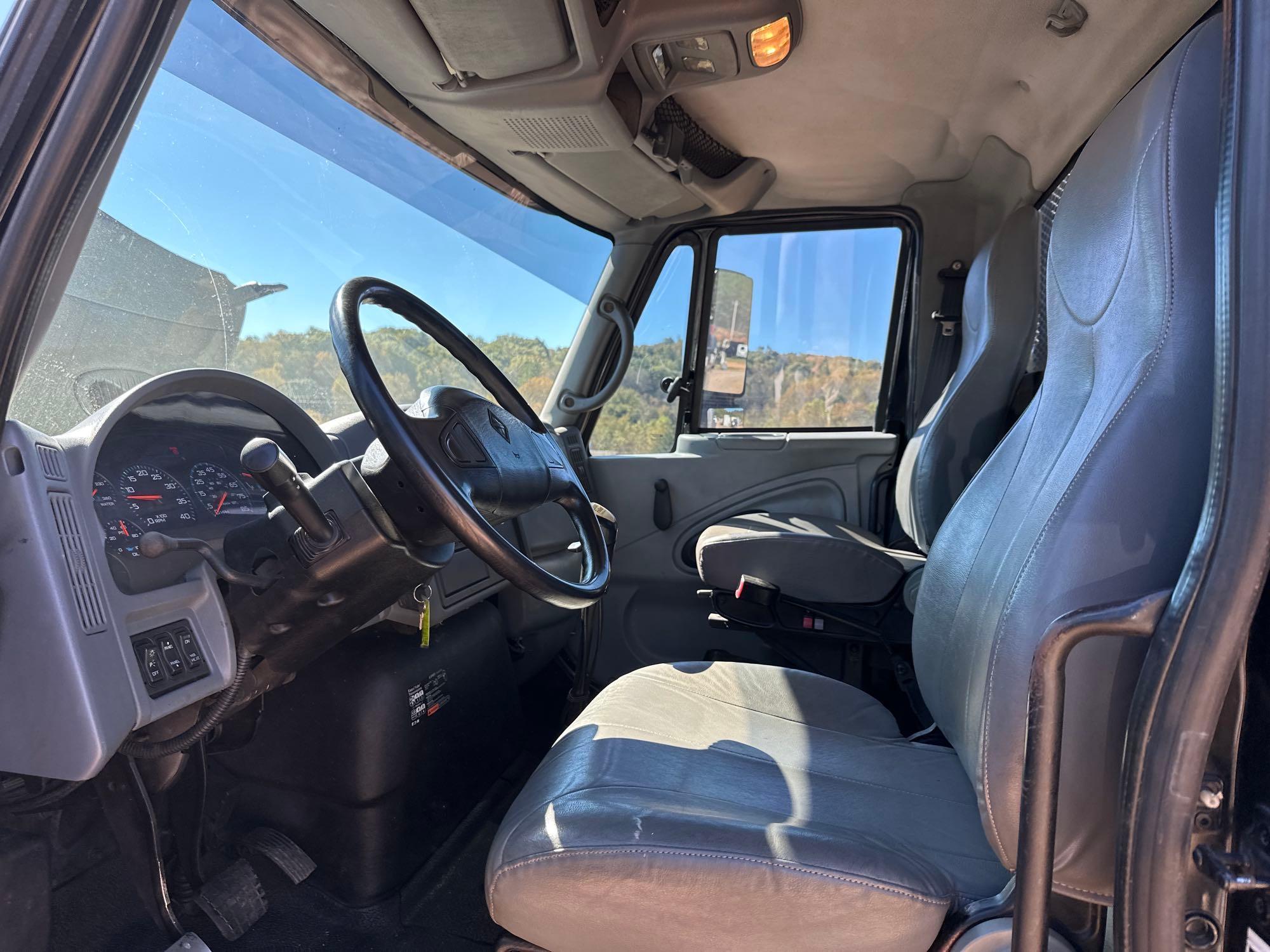 2005 International 7400
