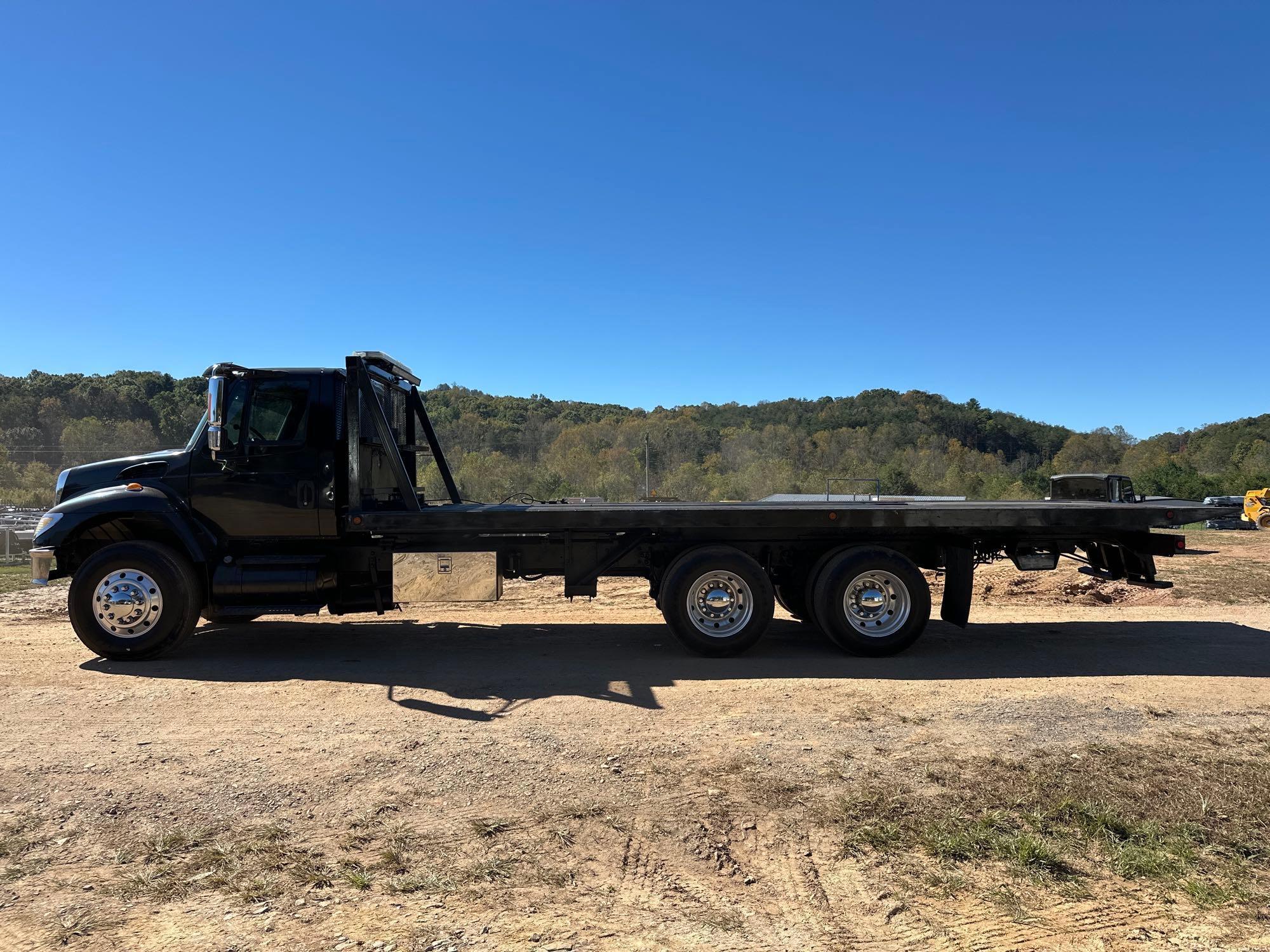 2005 International 7400