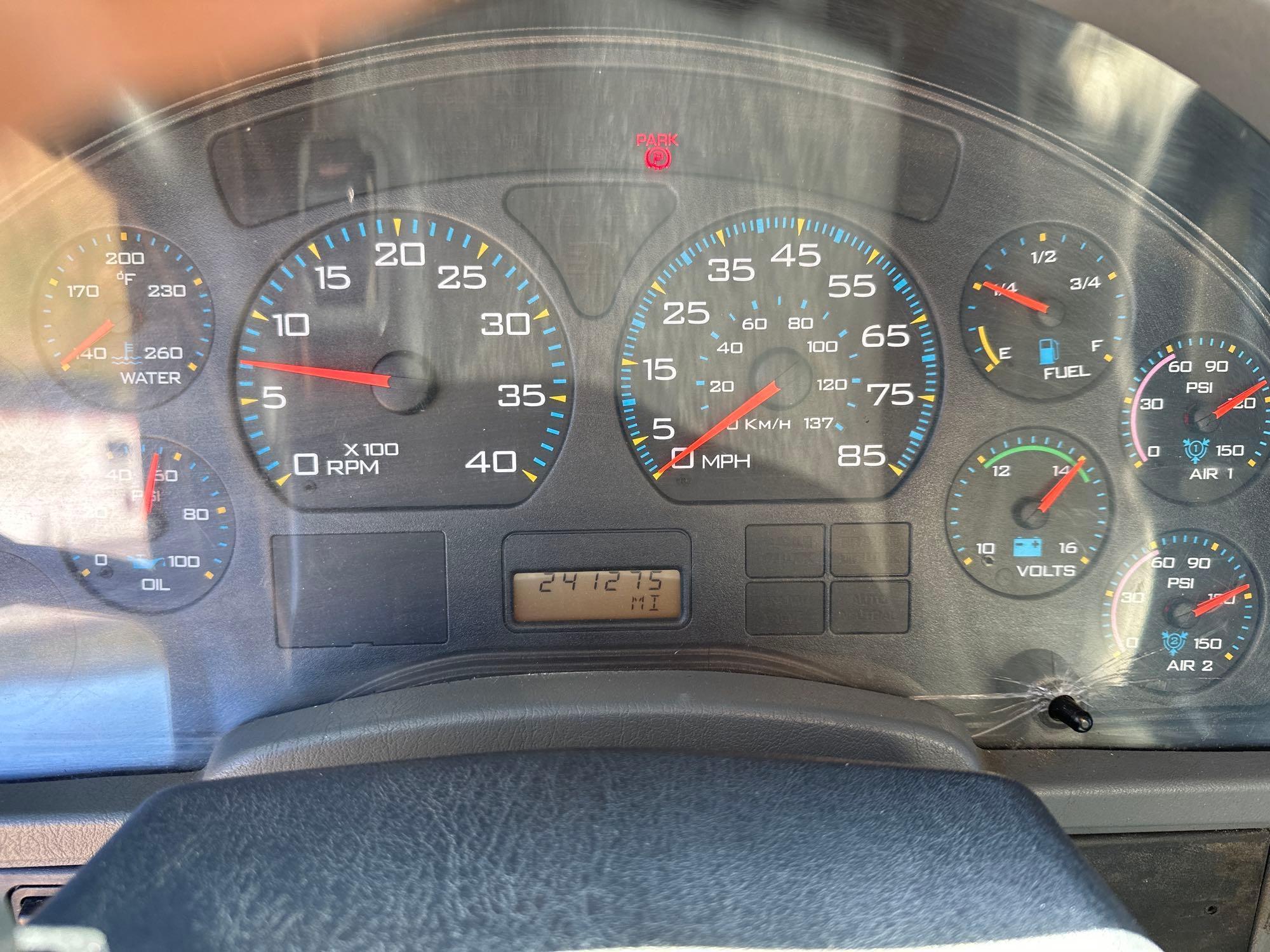 2005 International 7400