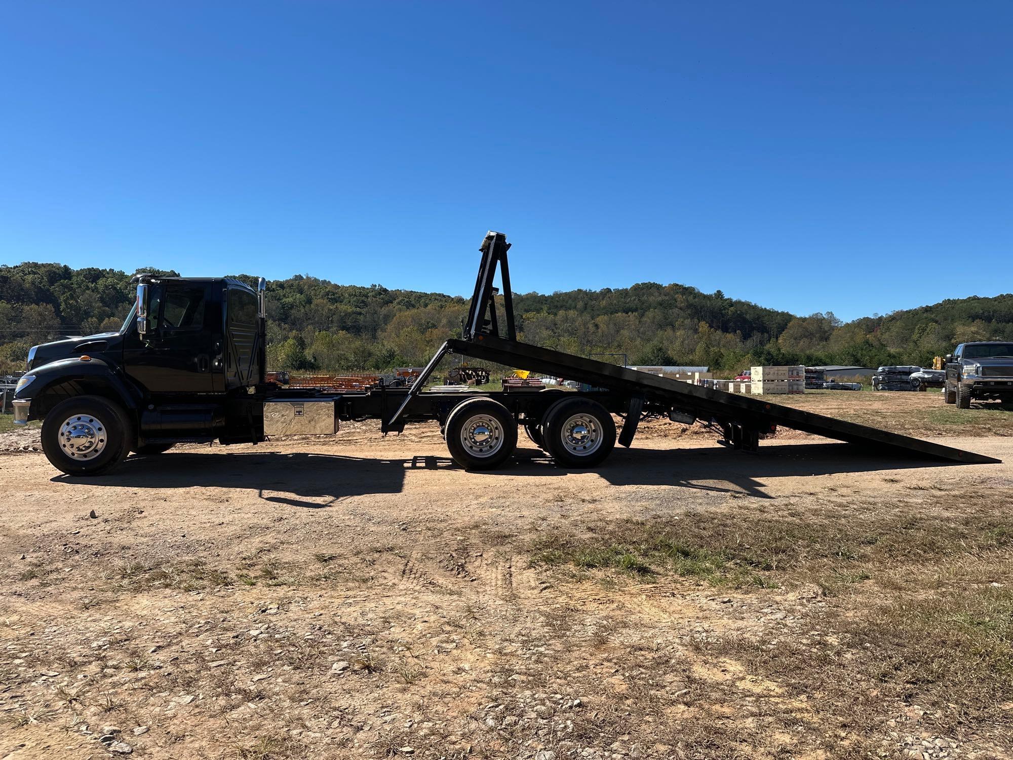 2005 International 7400
