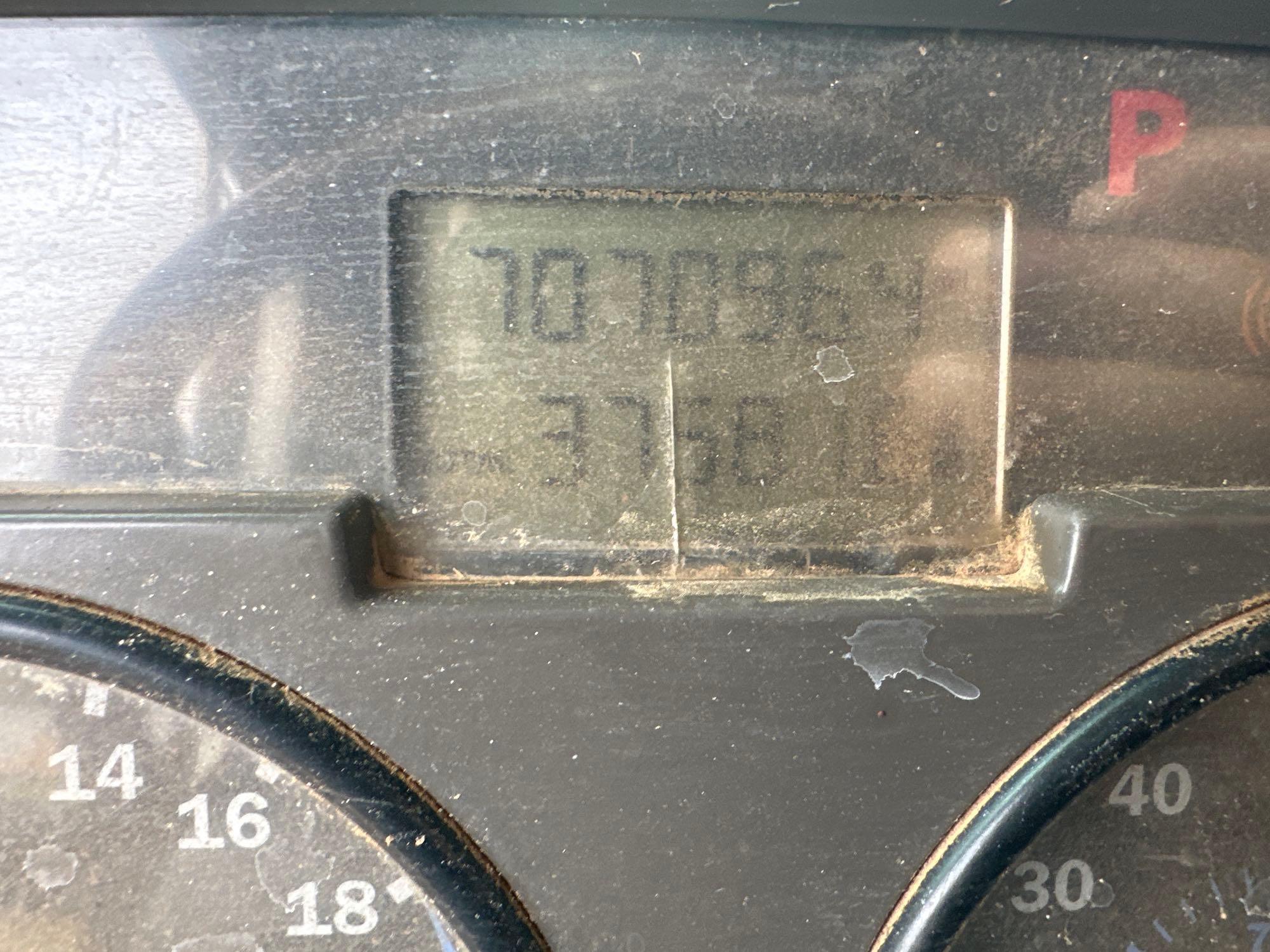 2004 Mack CV713