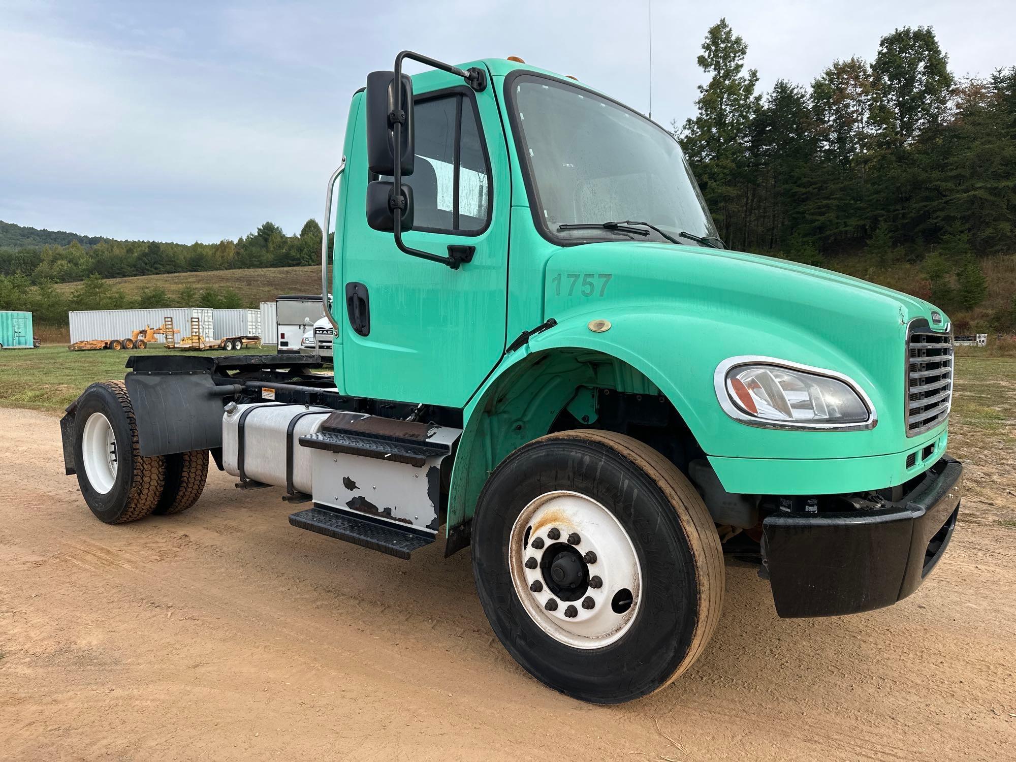 2016 Freightliner M2 106