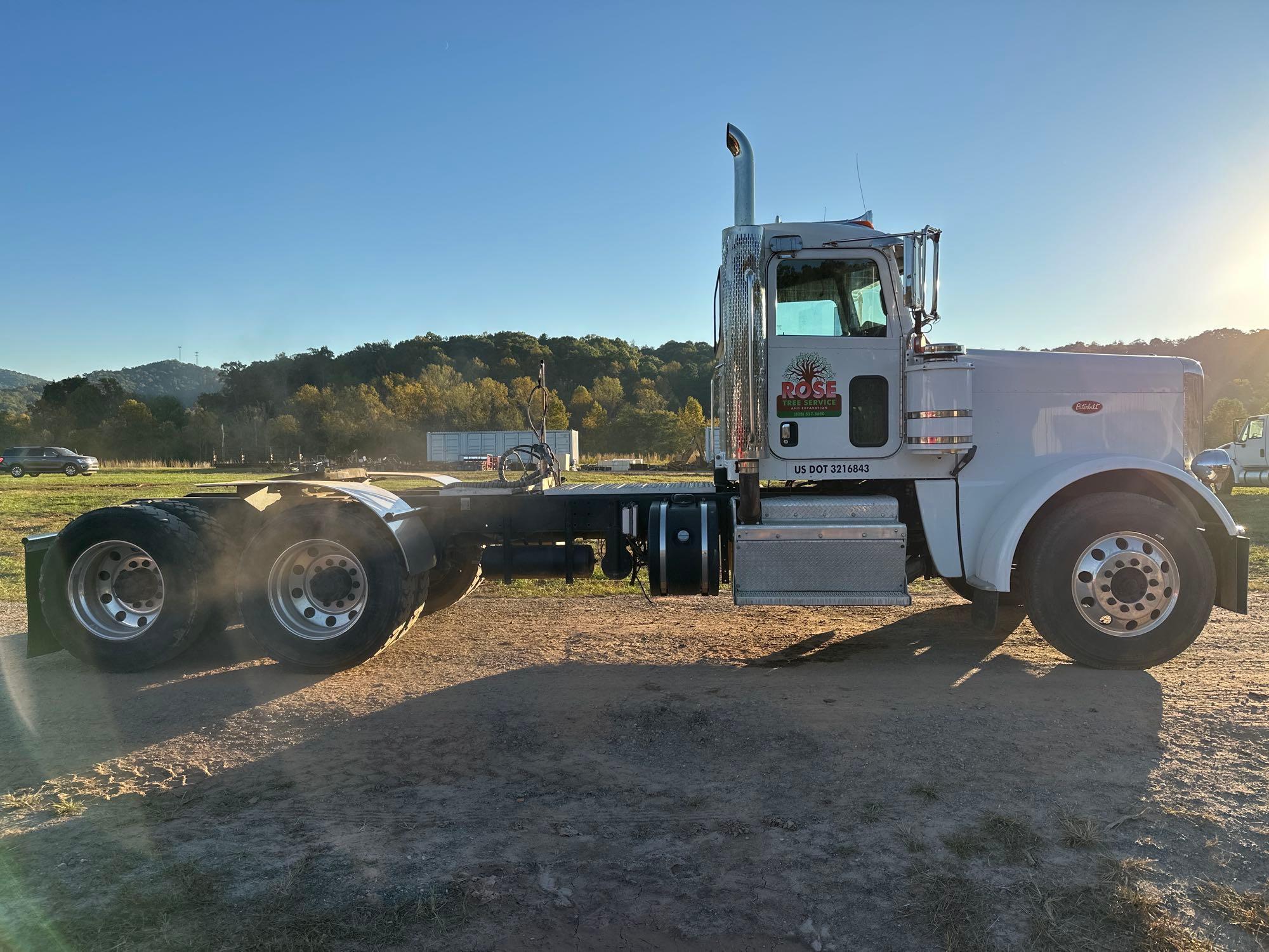 2012 Peterbilt 388
