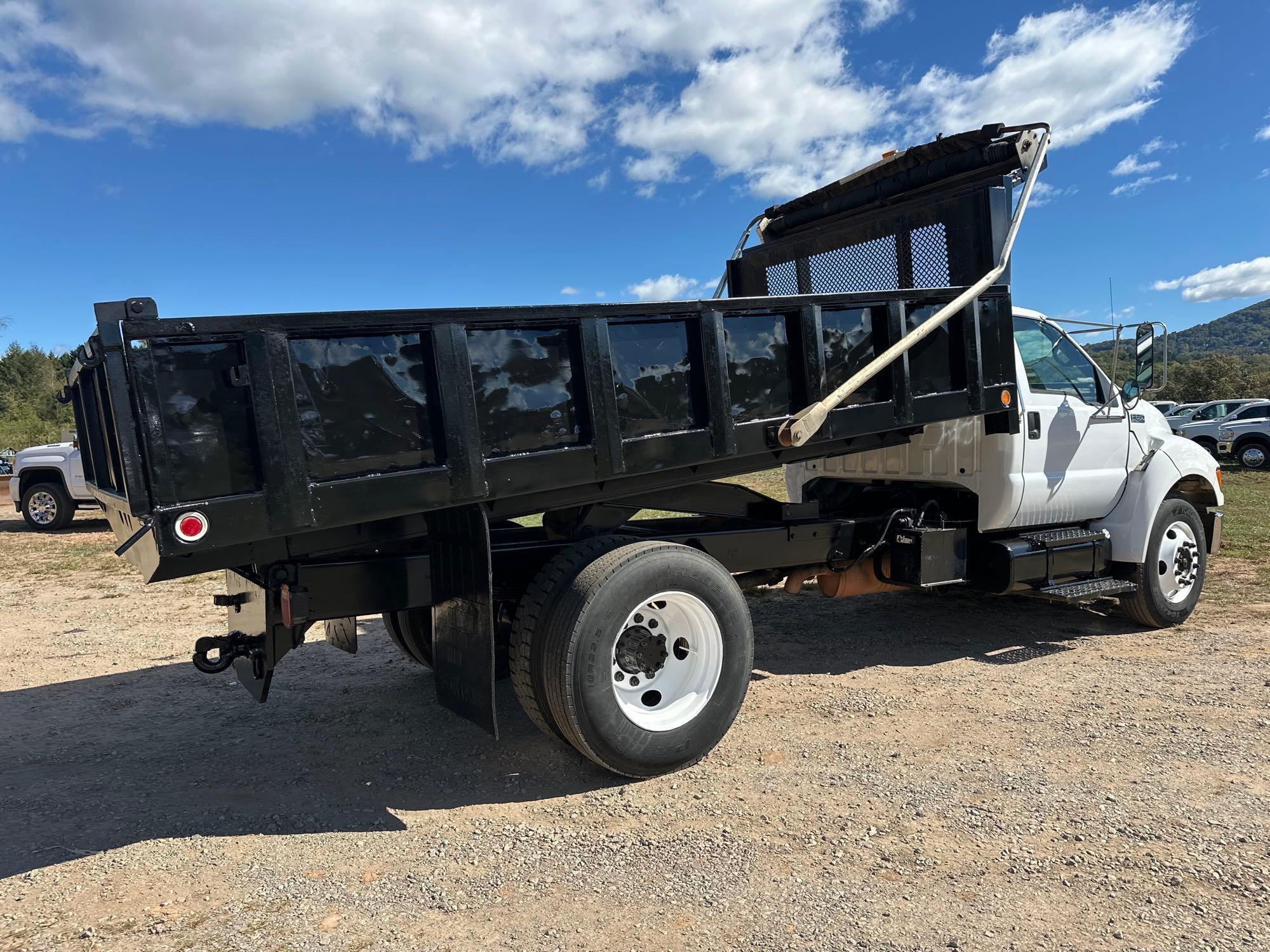 2007 Ford F650