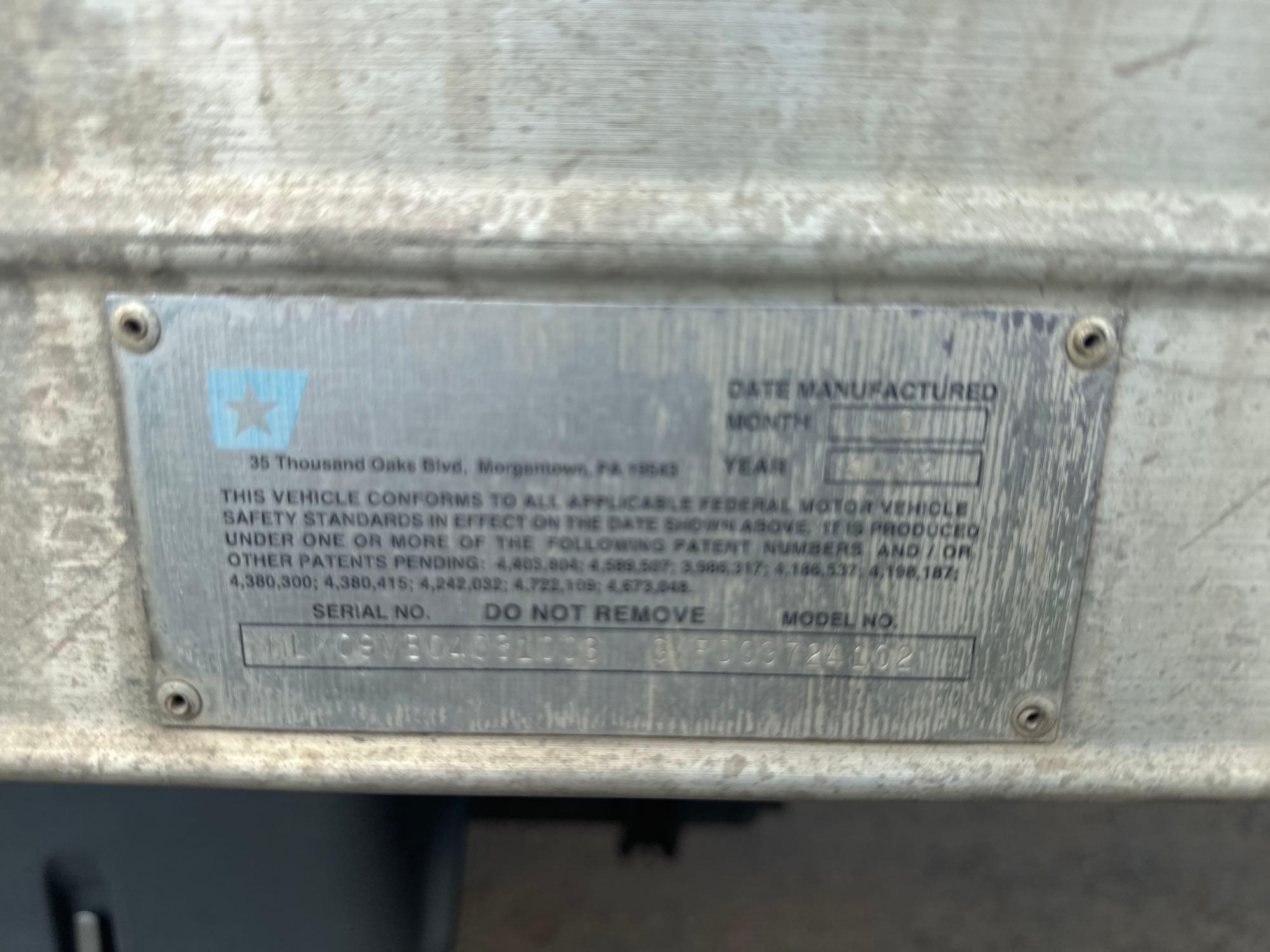 2010 Freightliner M2 106