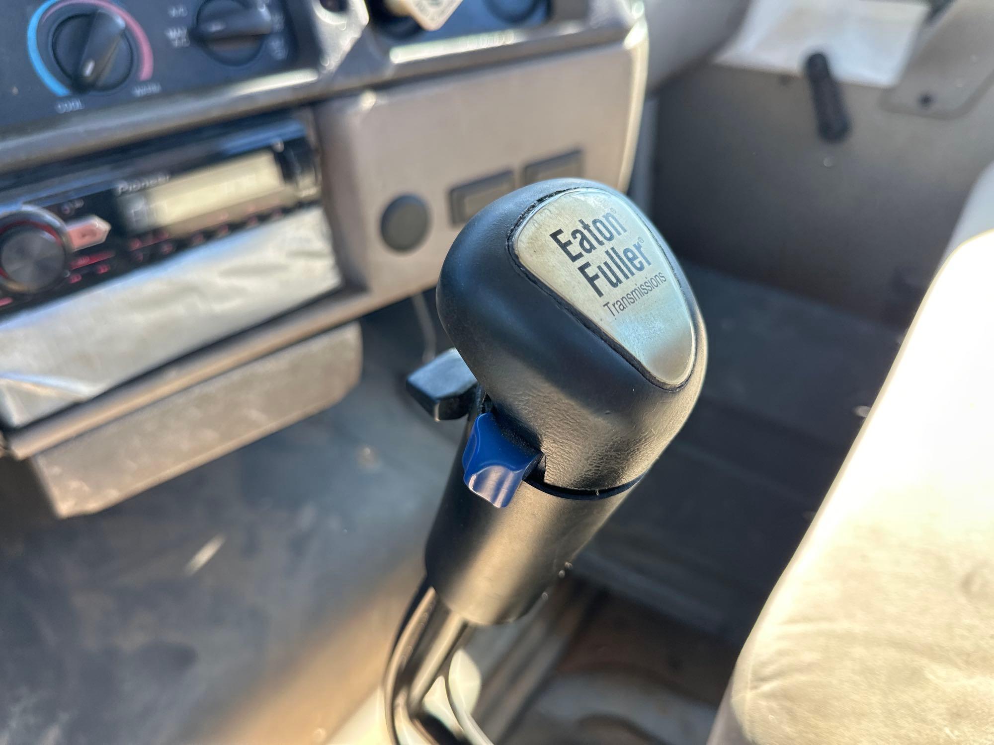 2004 Sterling L7500