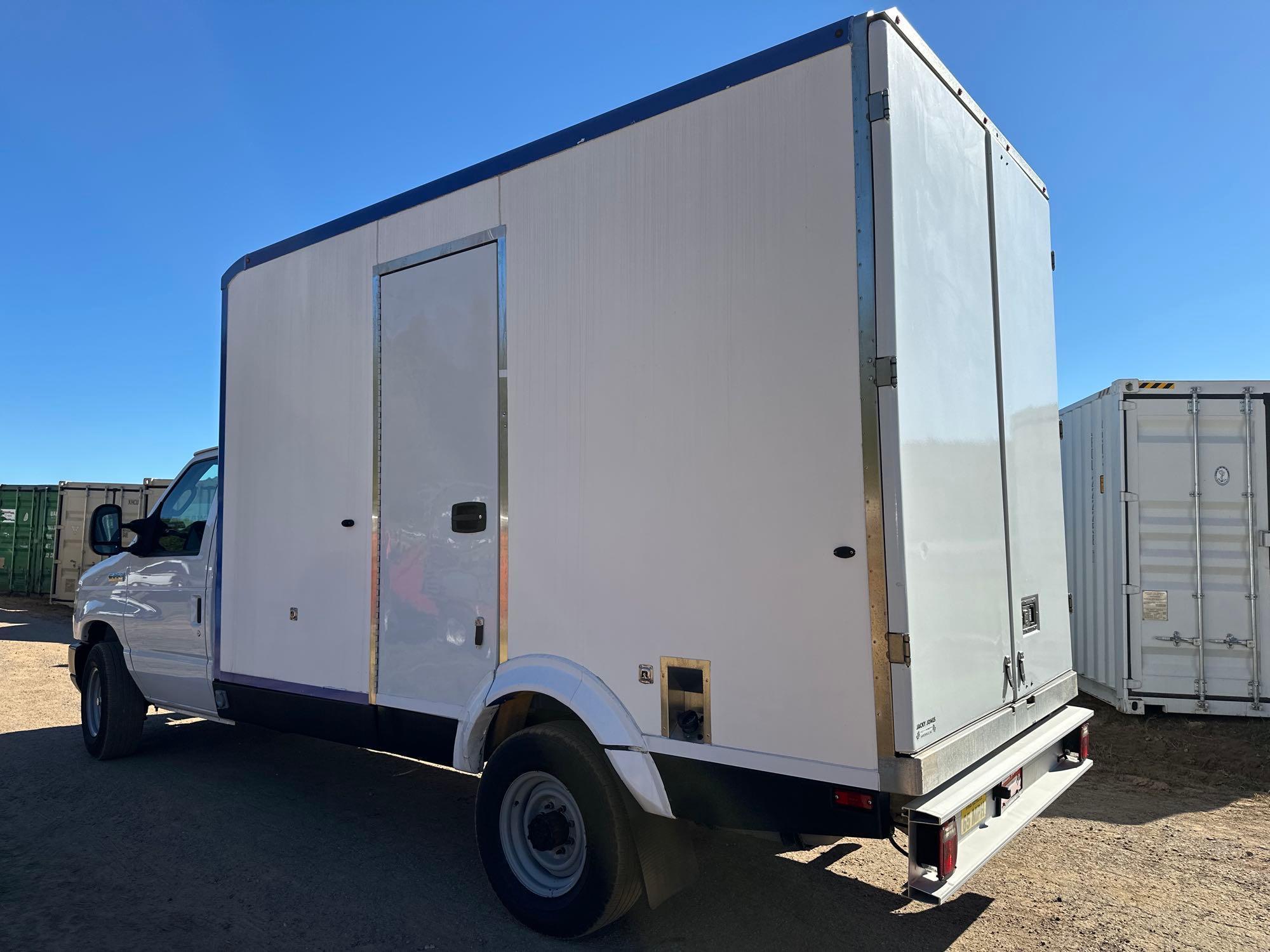 2023 Ford E350
