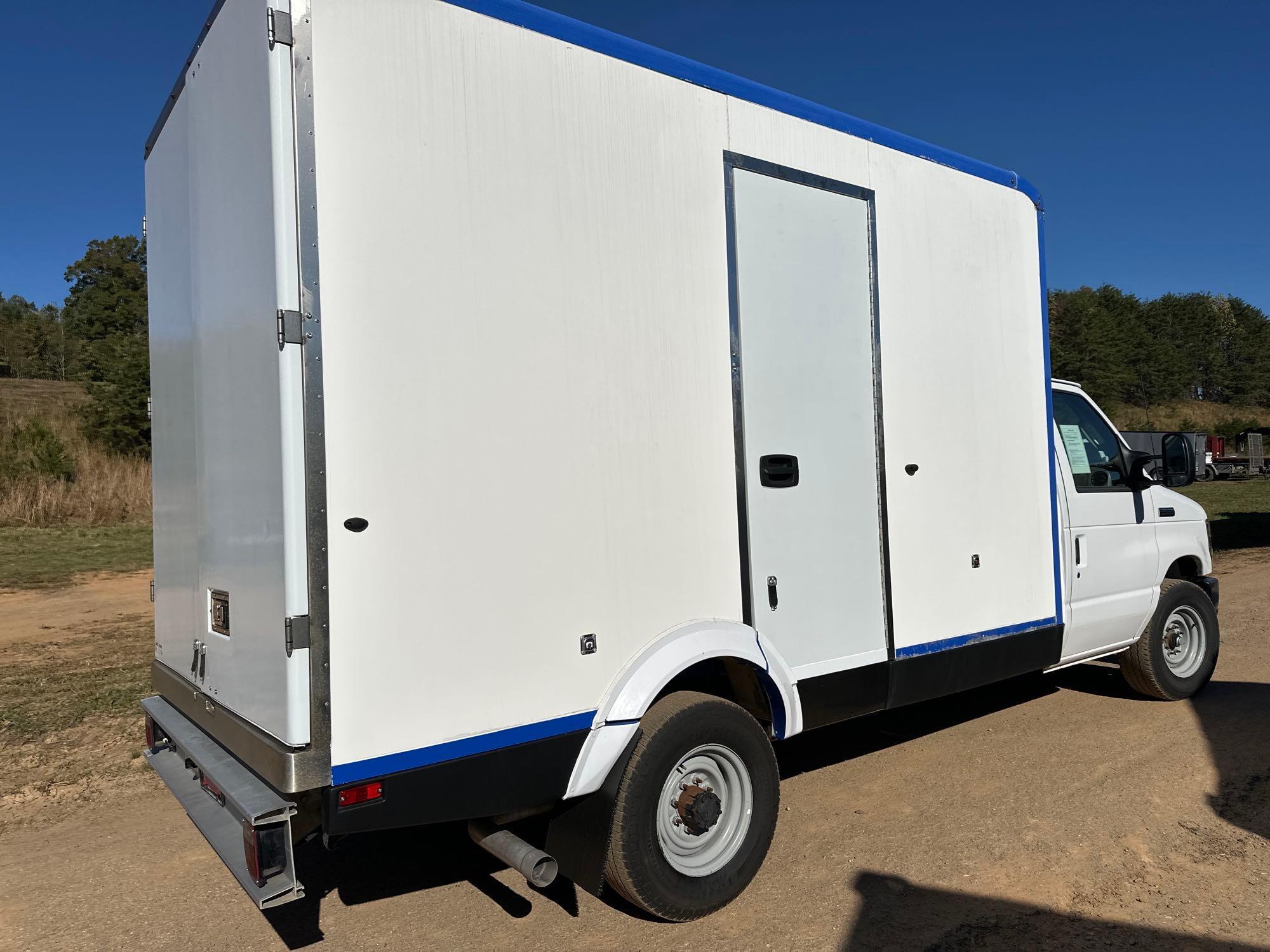 2023 Ford E350
