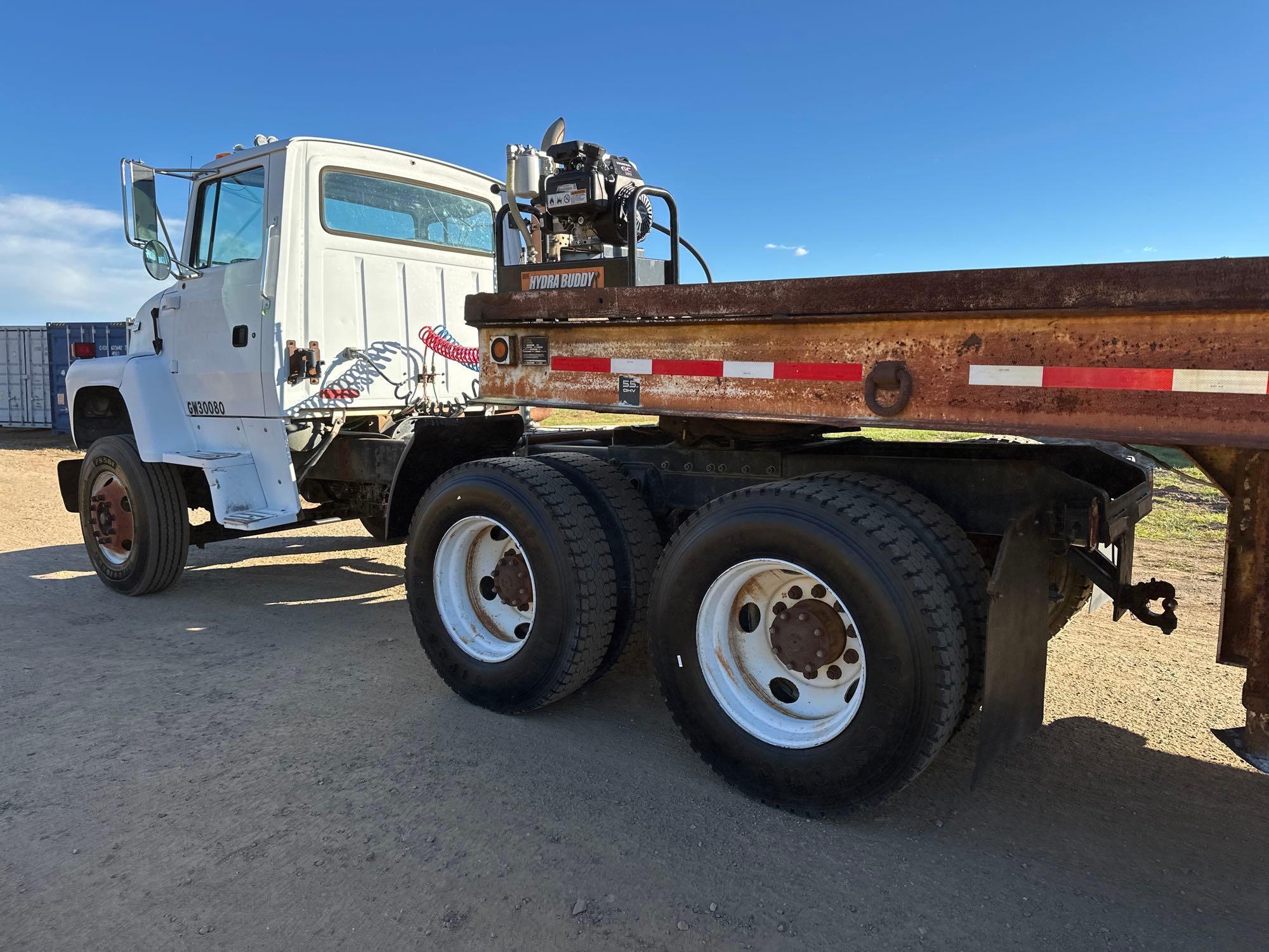 1996 Ford LNT8000