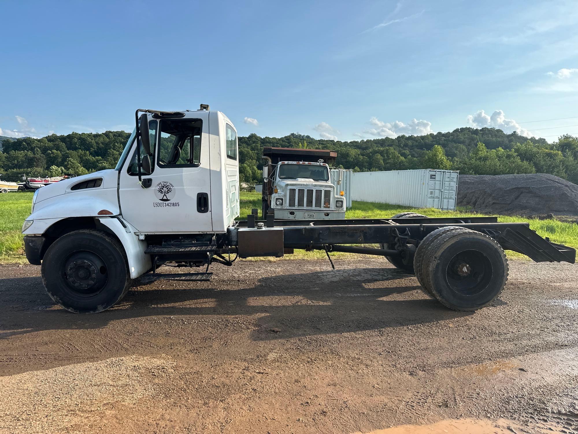 2002 International 4300