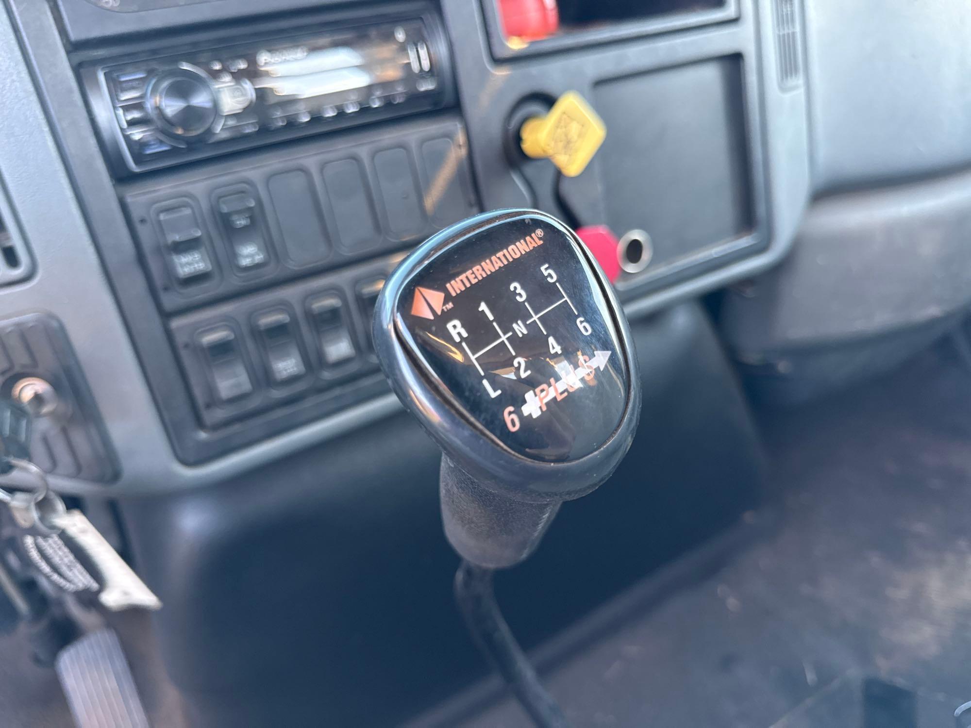 2002 International 4300