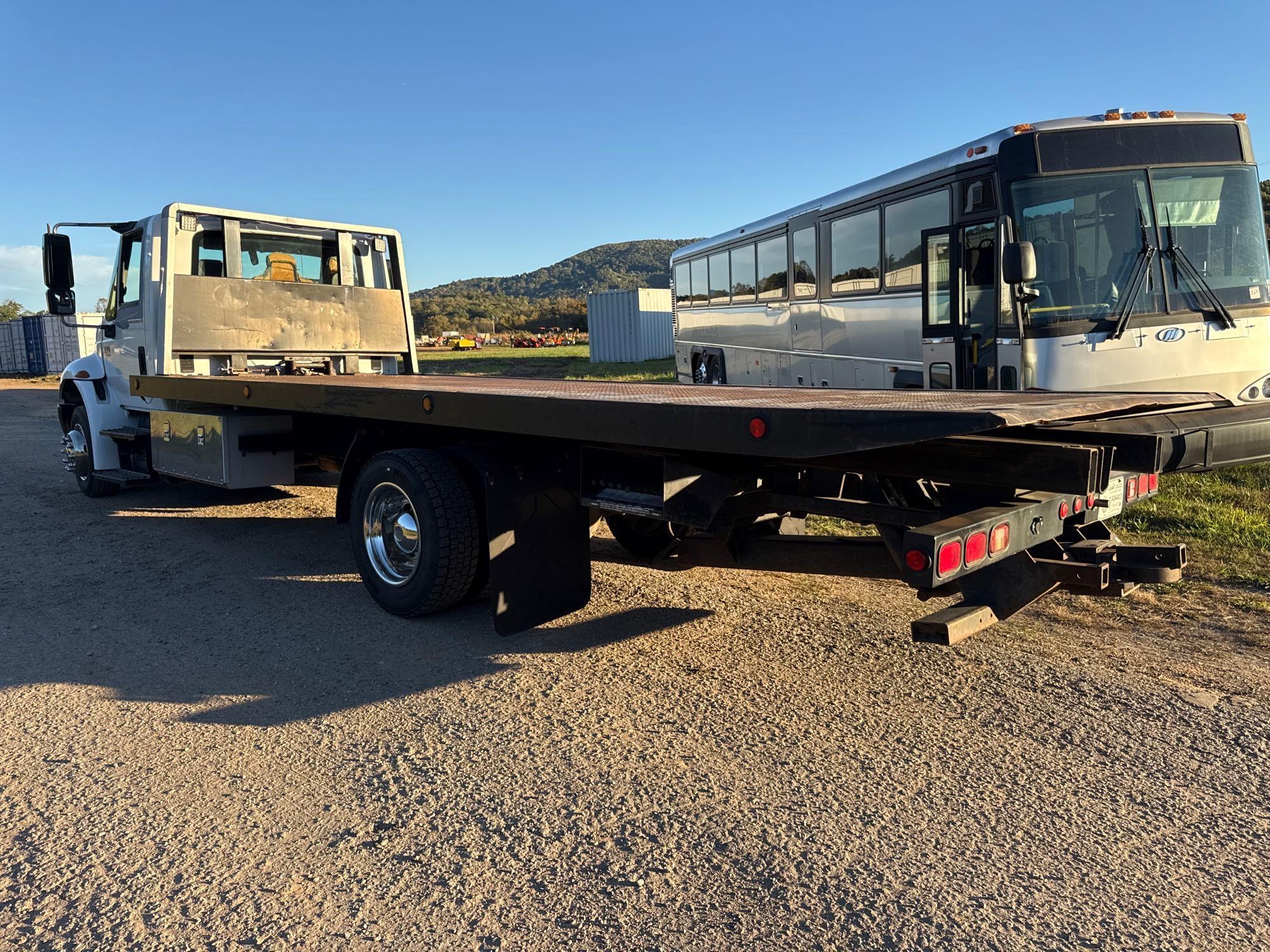 2002 International 4300