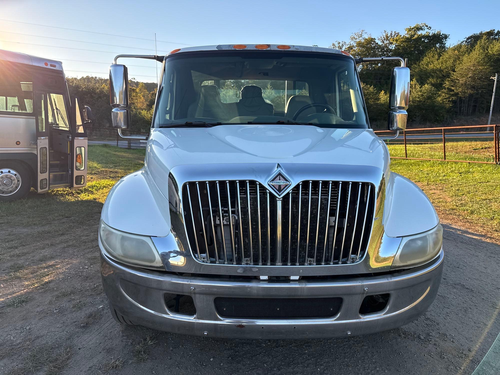 2002 International 4300