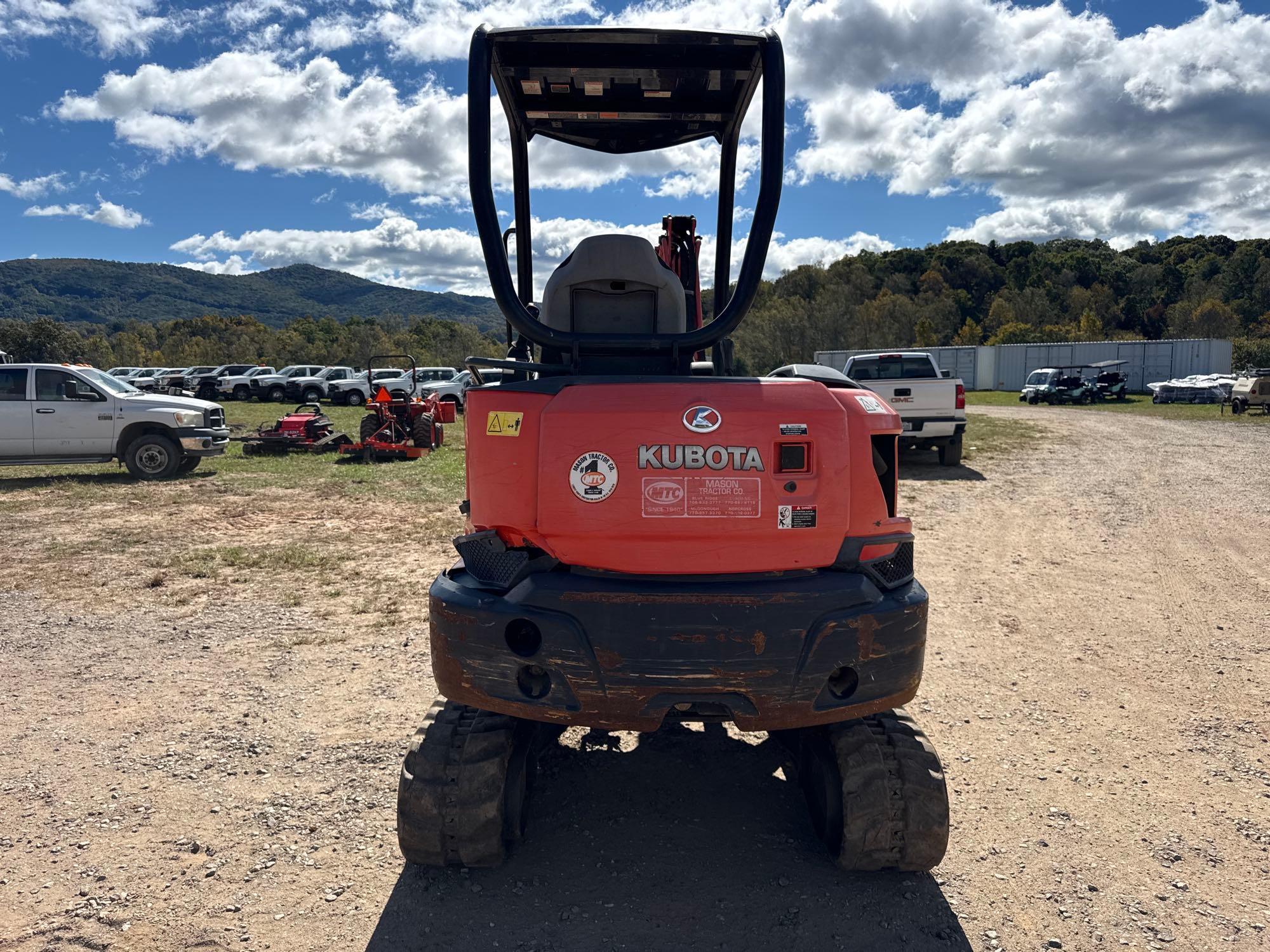 Kubota KX033