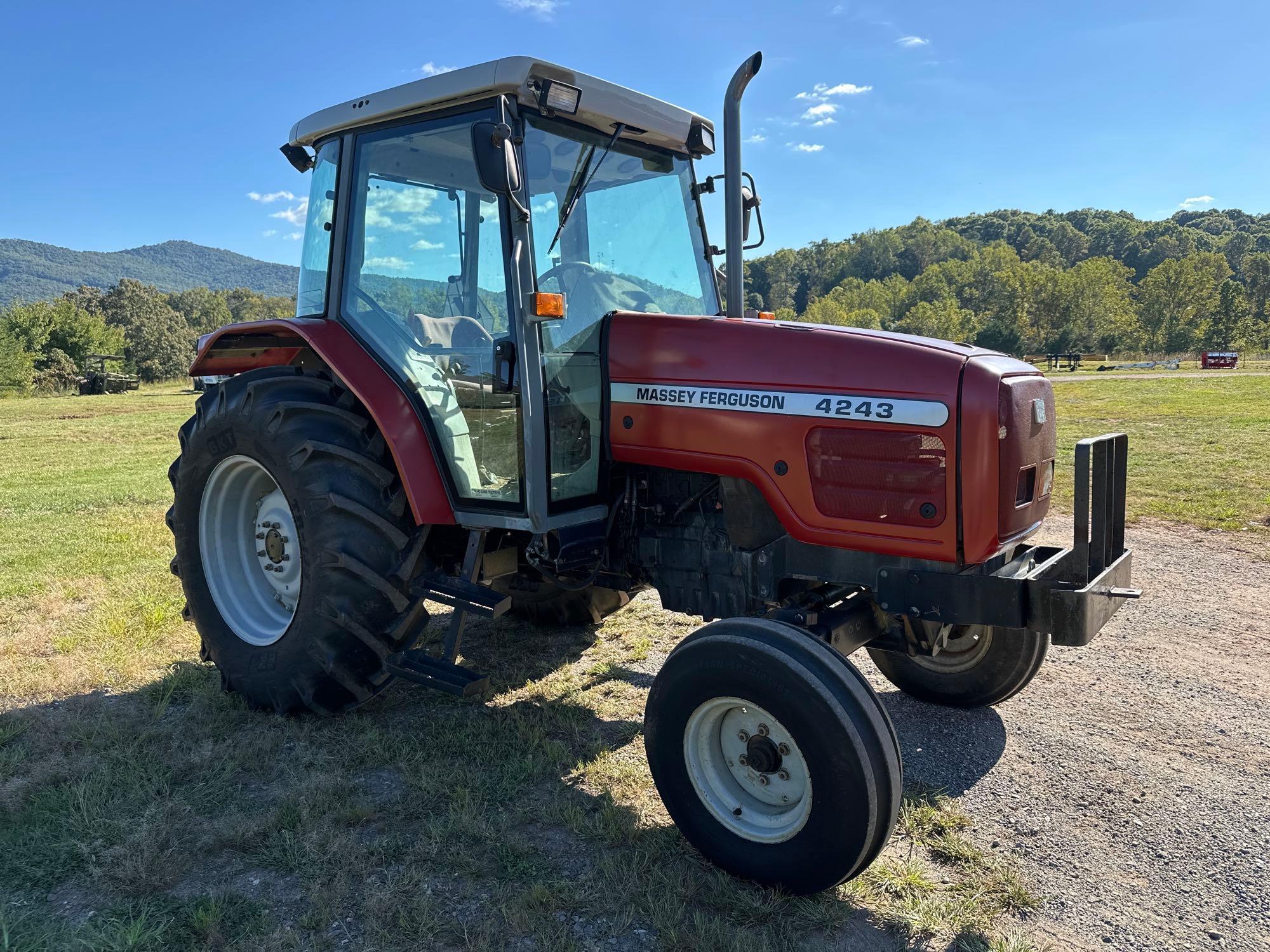 Massey Ferguson 4243