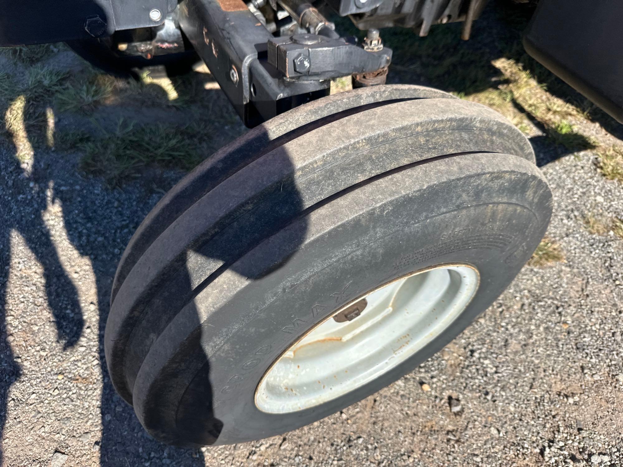 Massey Ferguson 4243