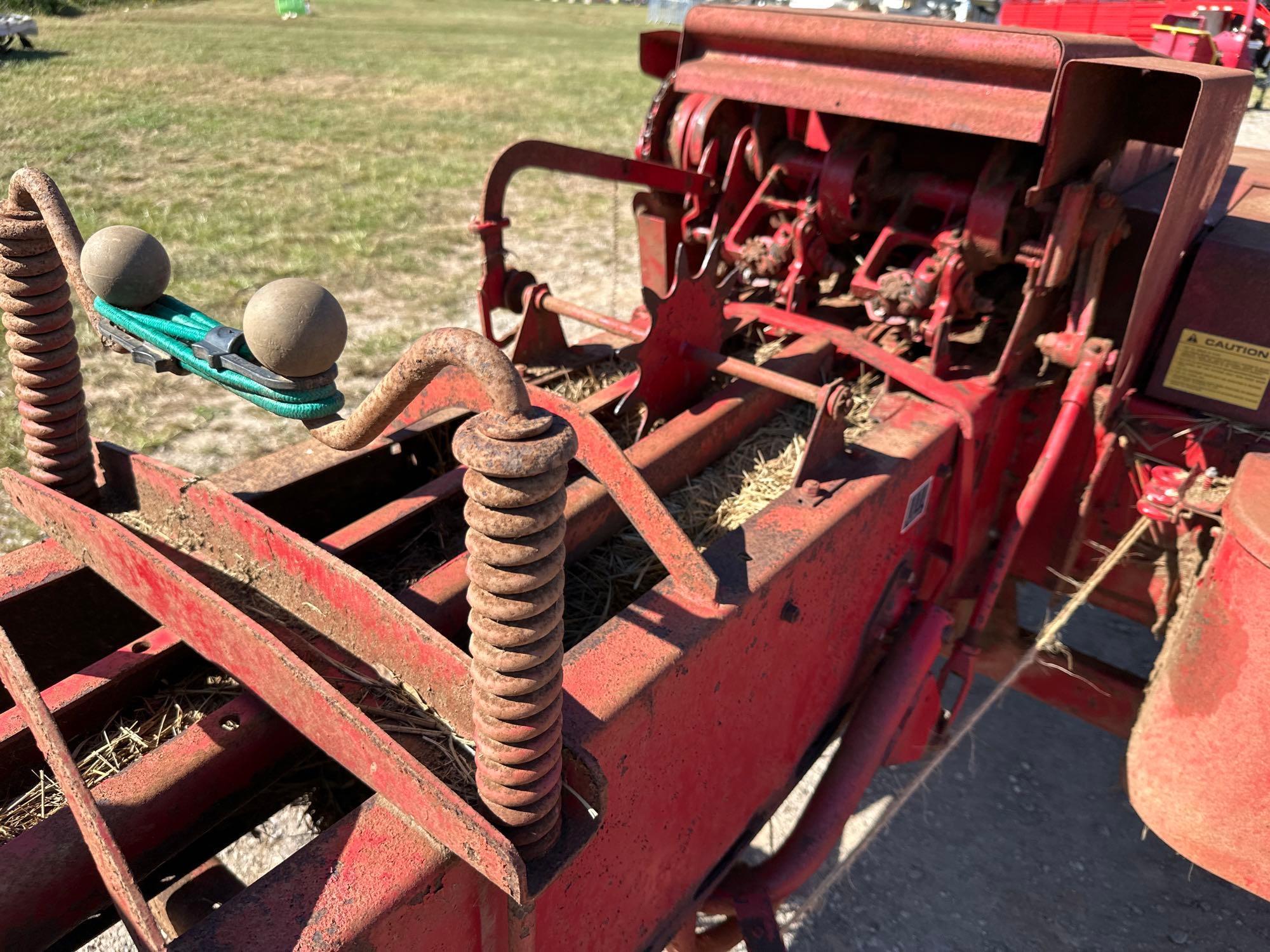 New Holland 310