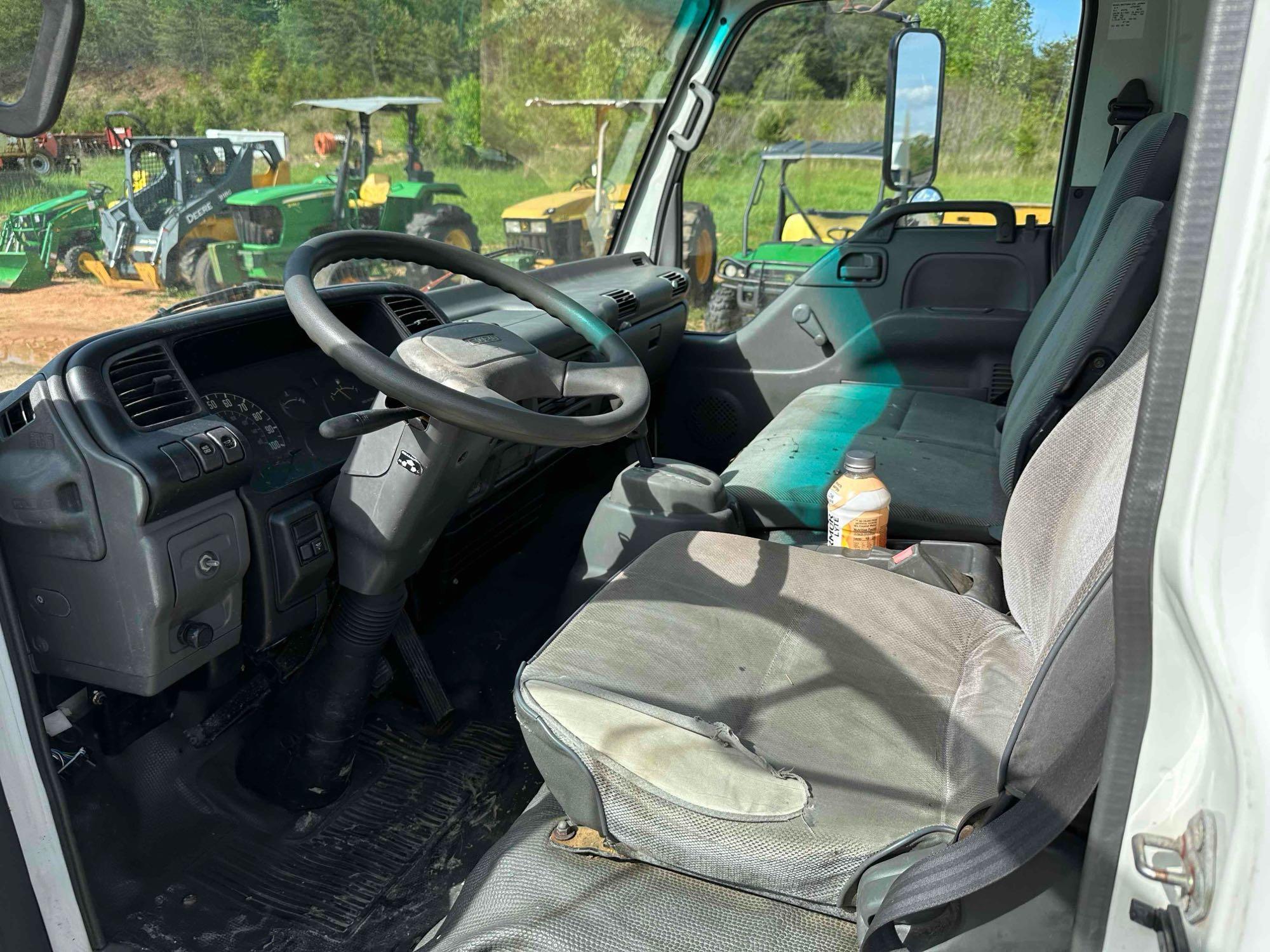 2003 Isuzu NPR HD