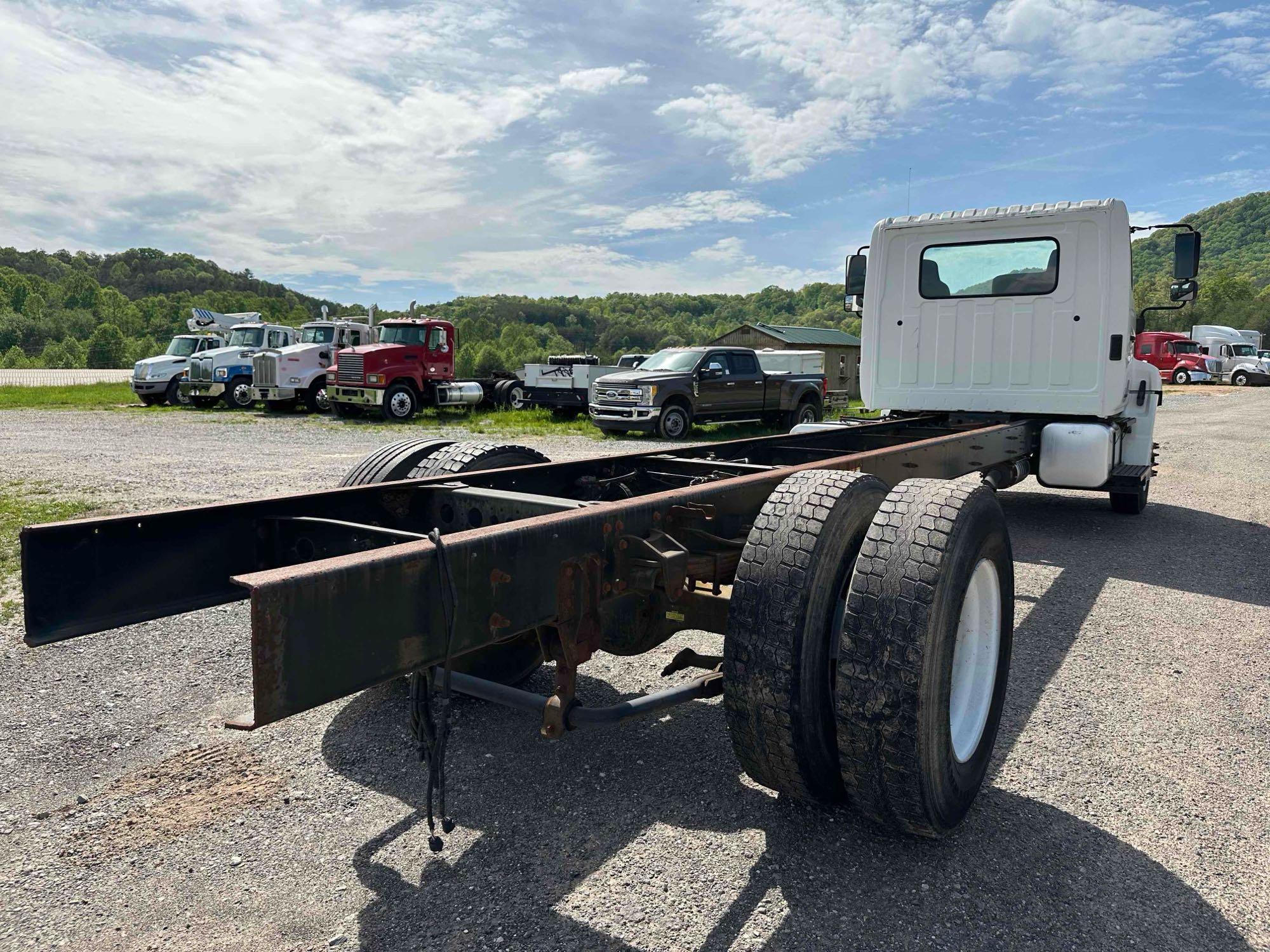 2008 Hino 268