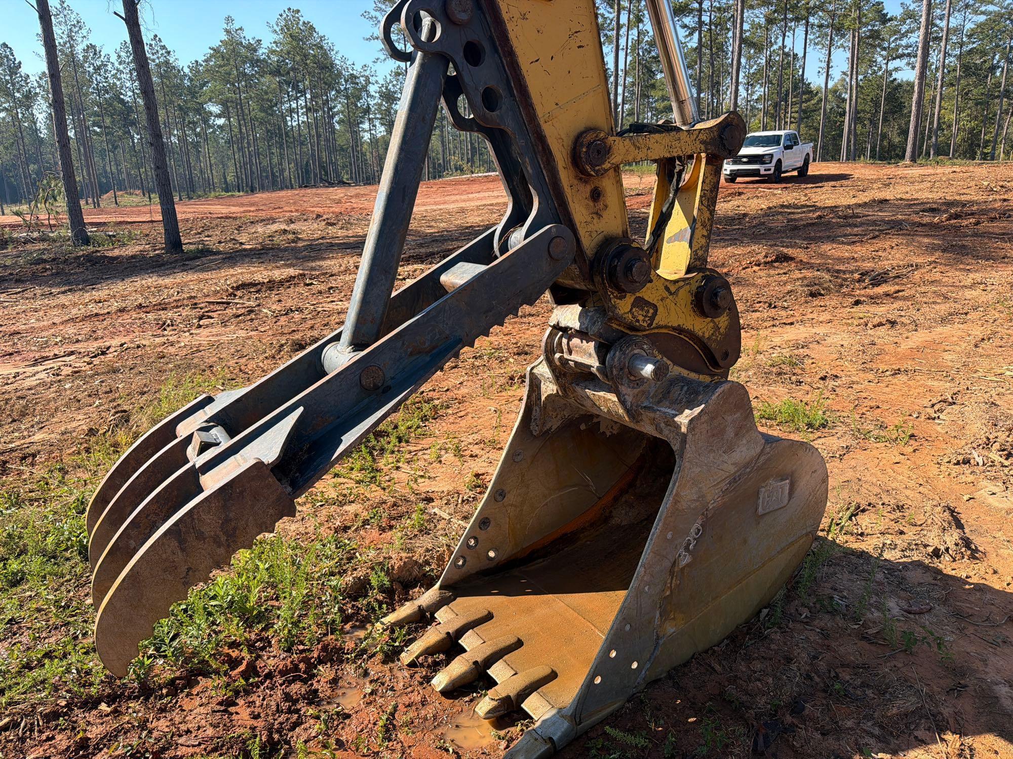 2013 Caterpillar 320EL