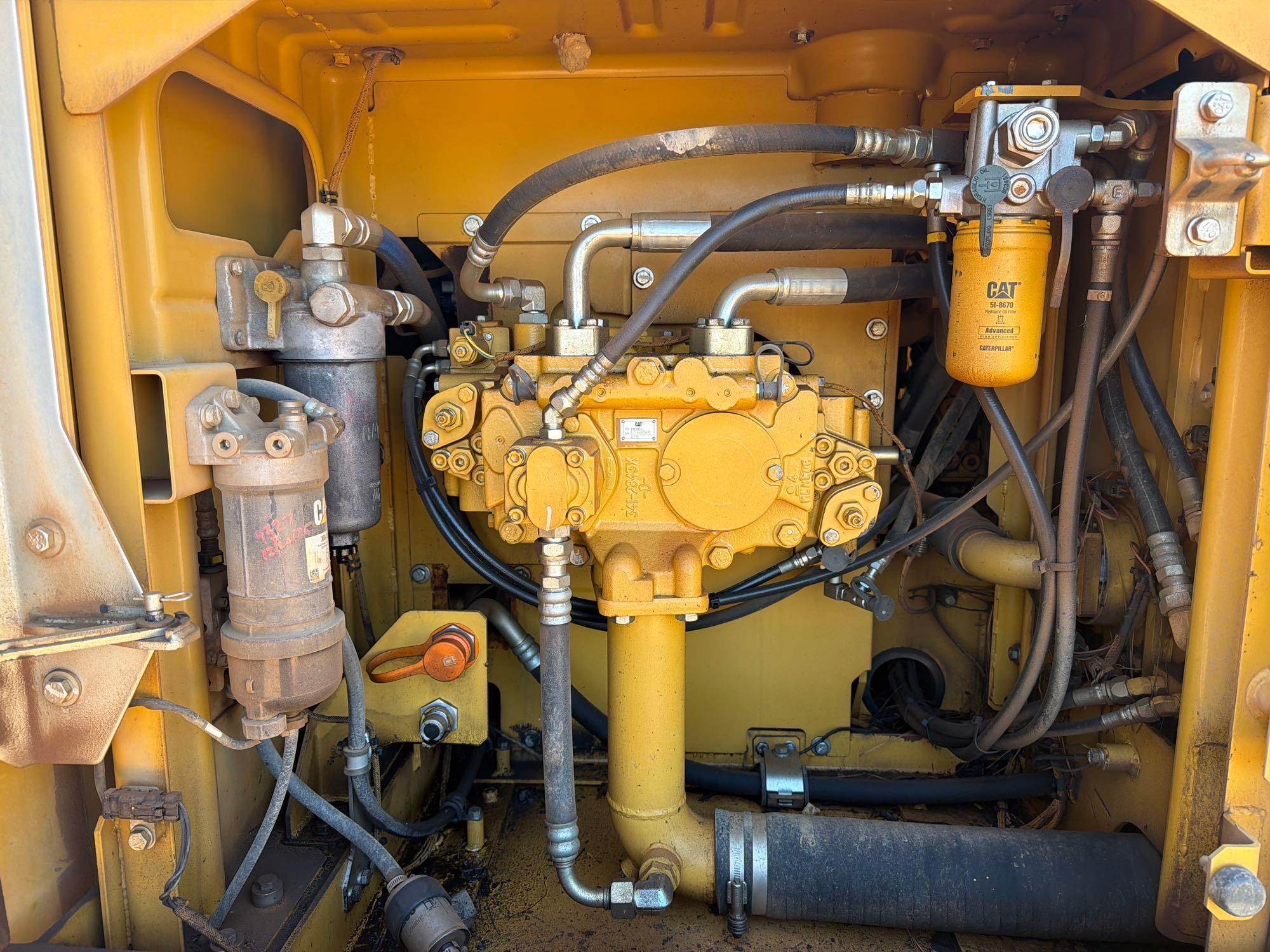 2013 Caterpillar 320EL