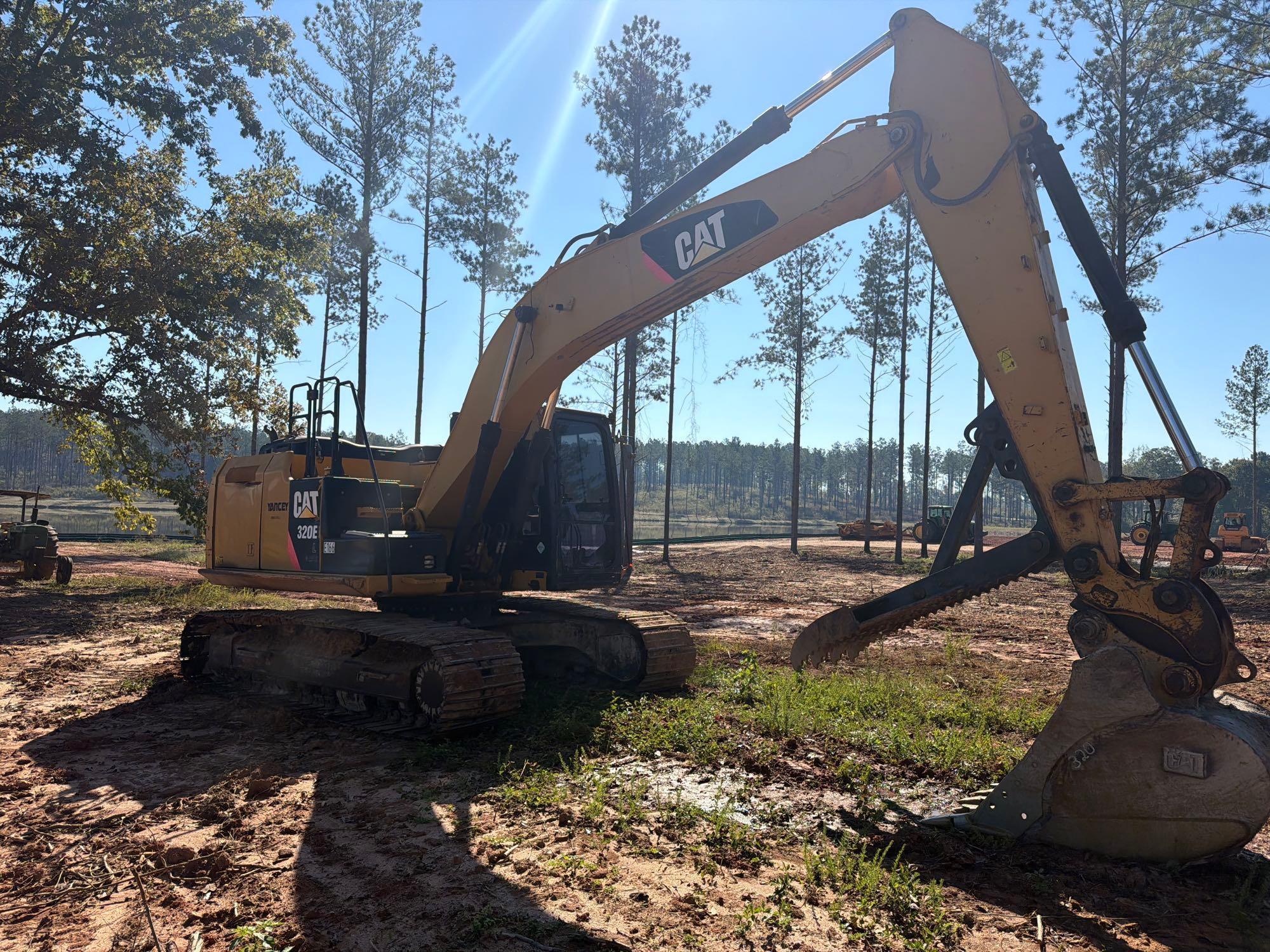 2013 Caterpillar 320EL