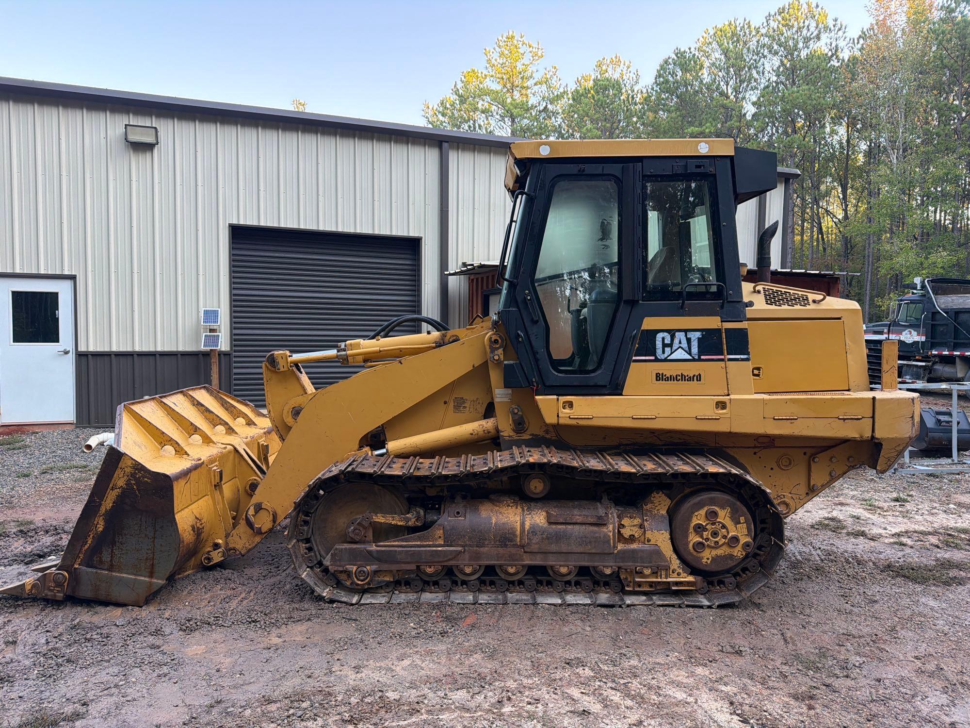 2004 Caterpillar 935C