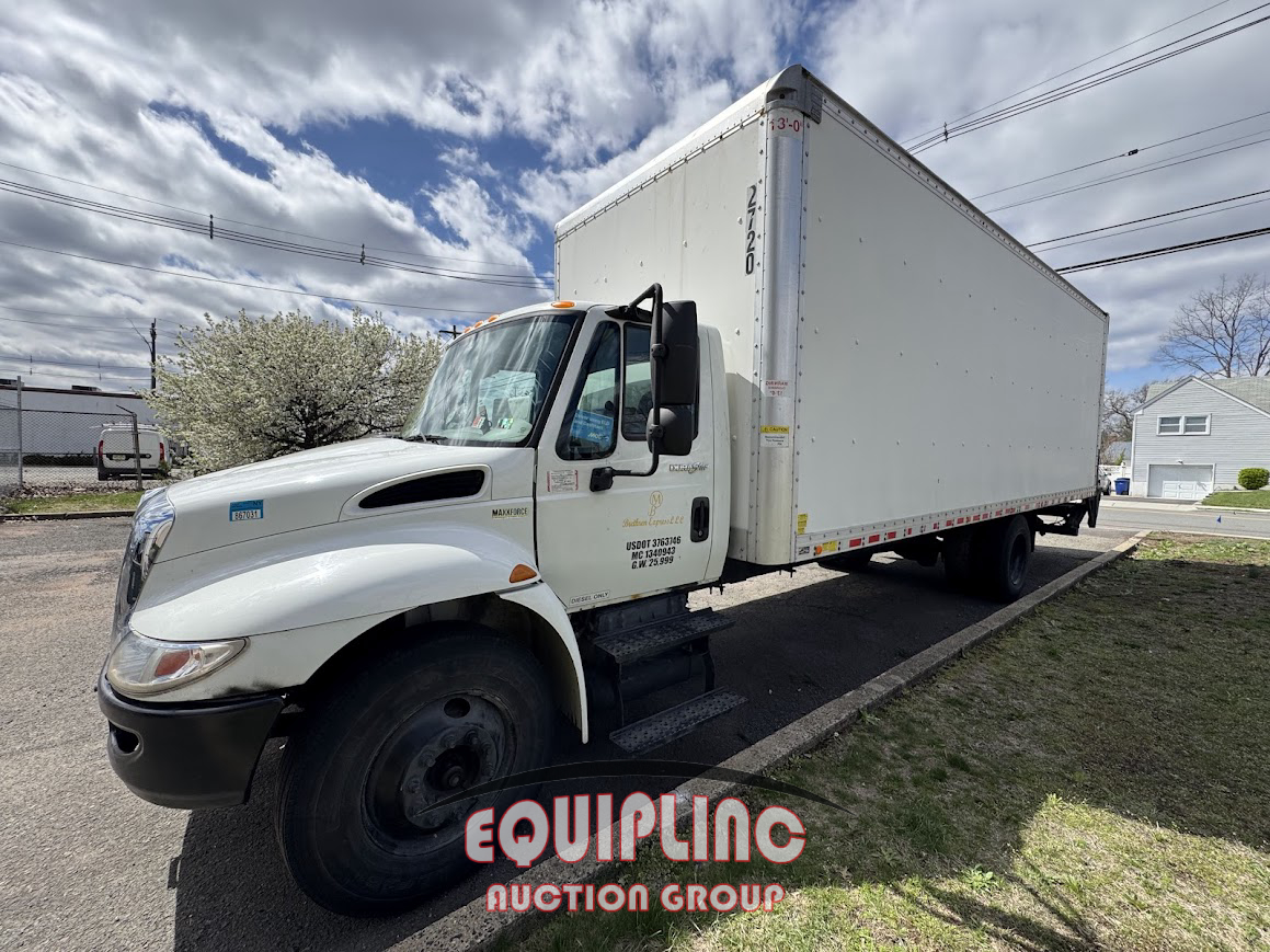 Photo of a 2013 International 4300