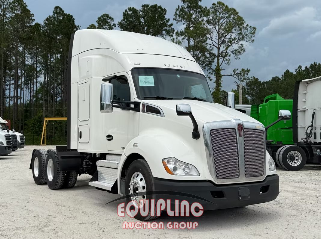 Photo of a 2021 Kenworth CASCADIA
