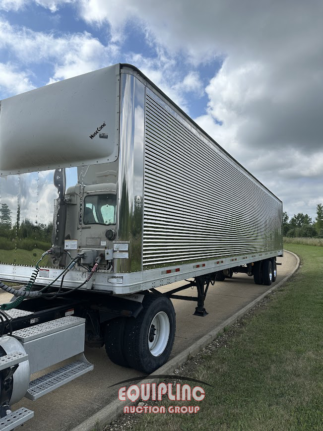2013 GREAT DANE  TANDEM AXLE 48FT DRY VAN TRAILER W/CRANE