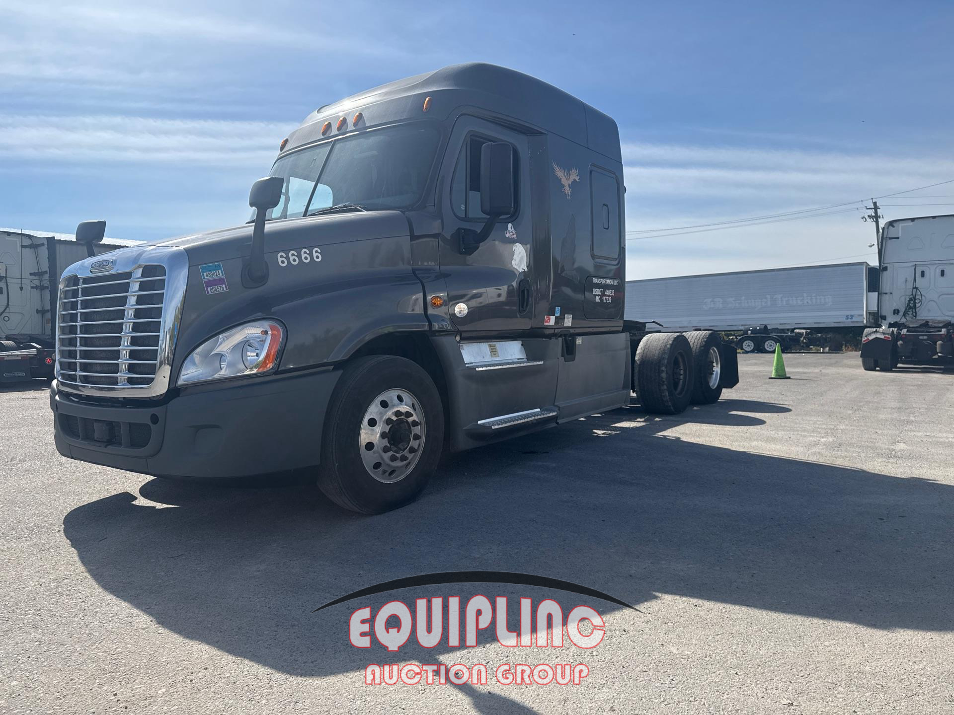 2018 FREIGHTLINER CASCADIA SLEEPER