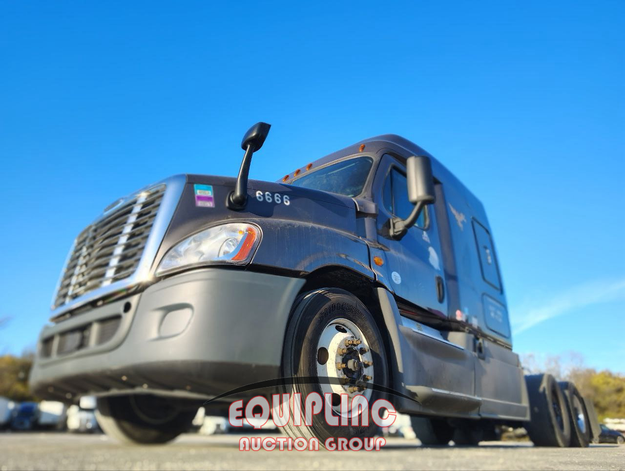 2018 FREIGHTLINER CASCADIA SLEEPER