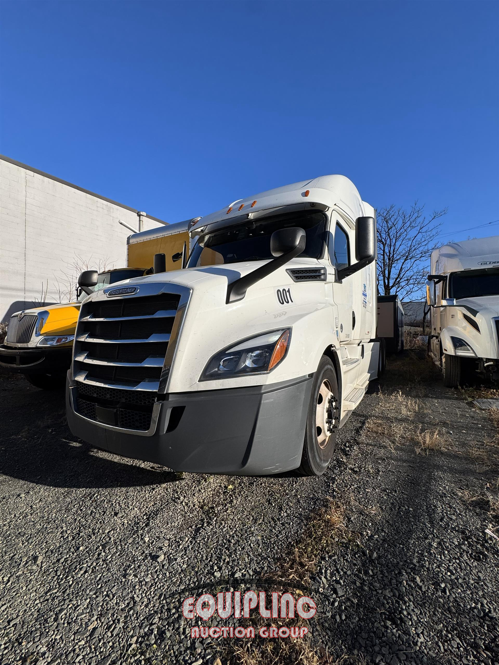 2020 FREIGHTLINER PT126SLP TANDEM AXLE SLEEPER TRUCK