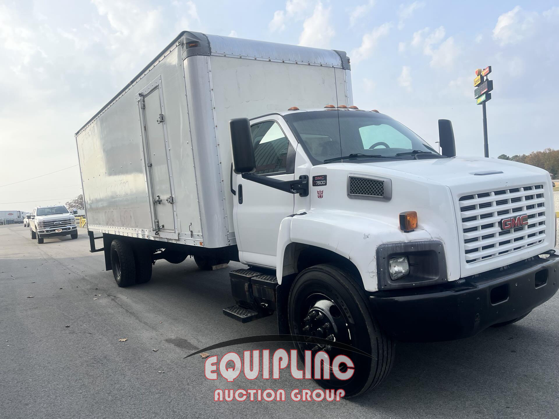 2005 GMC C7500 24FT BOX TRUCK