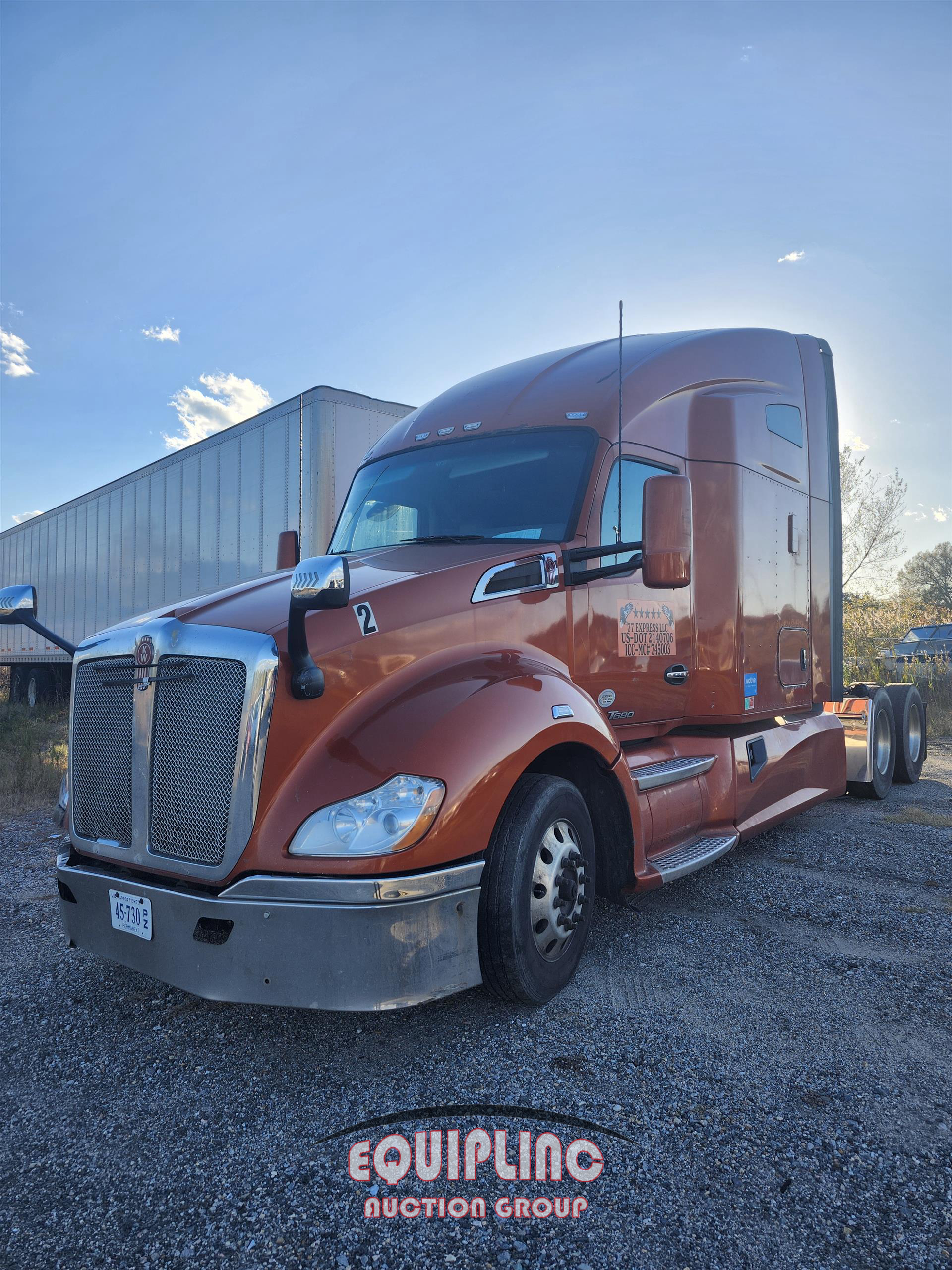 2018 KENWORTH T680 TANDEM AXLE SLEEPER