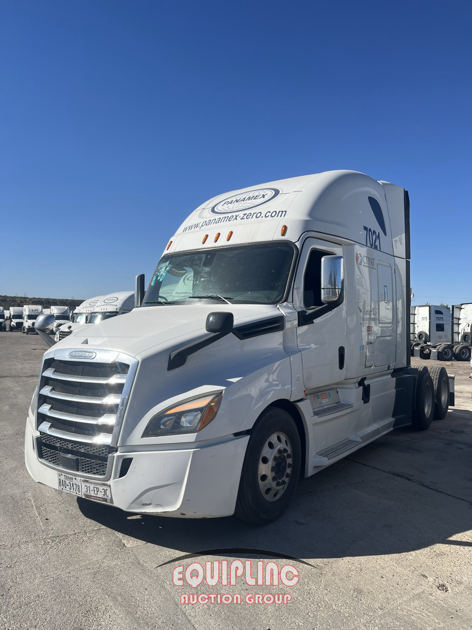 2020 FREIGHTLINER CASCADIA SLEEPER TRUCK