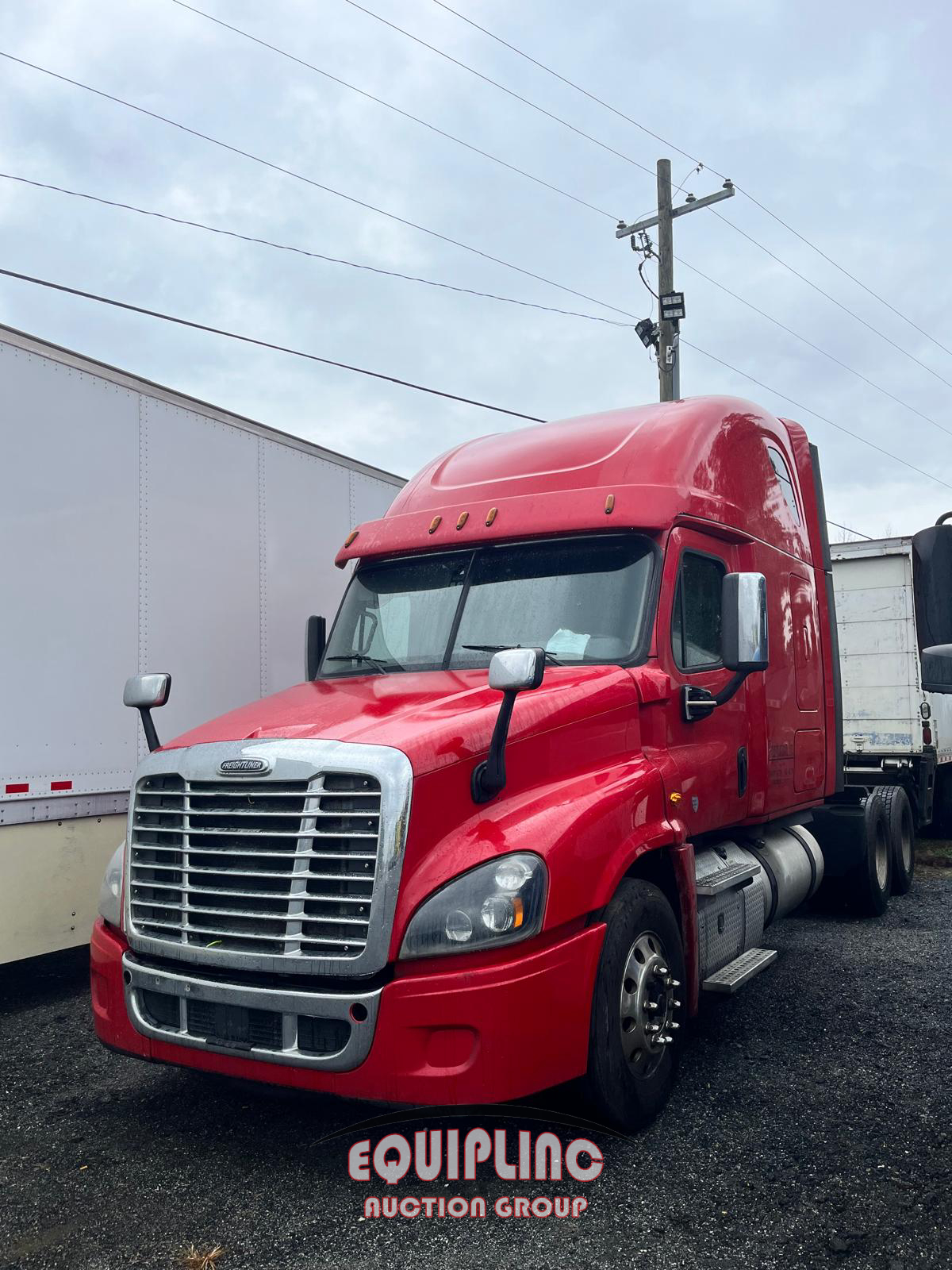 2019 FREIGHTLINER CASCADIA TANDEM AXLE SLEEPER