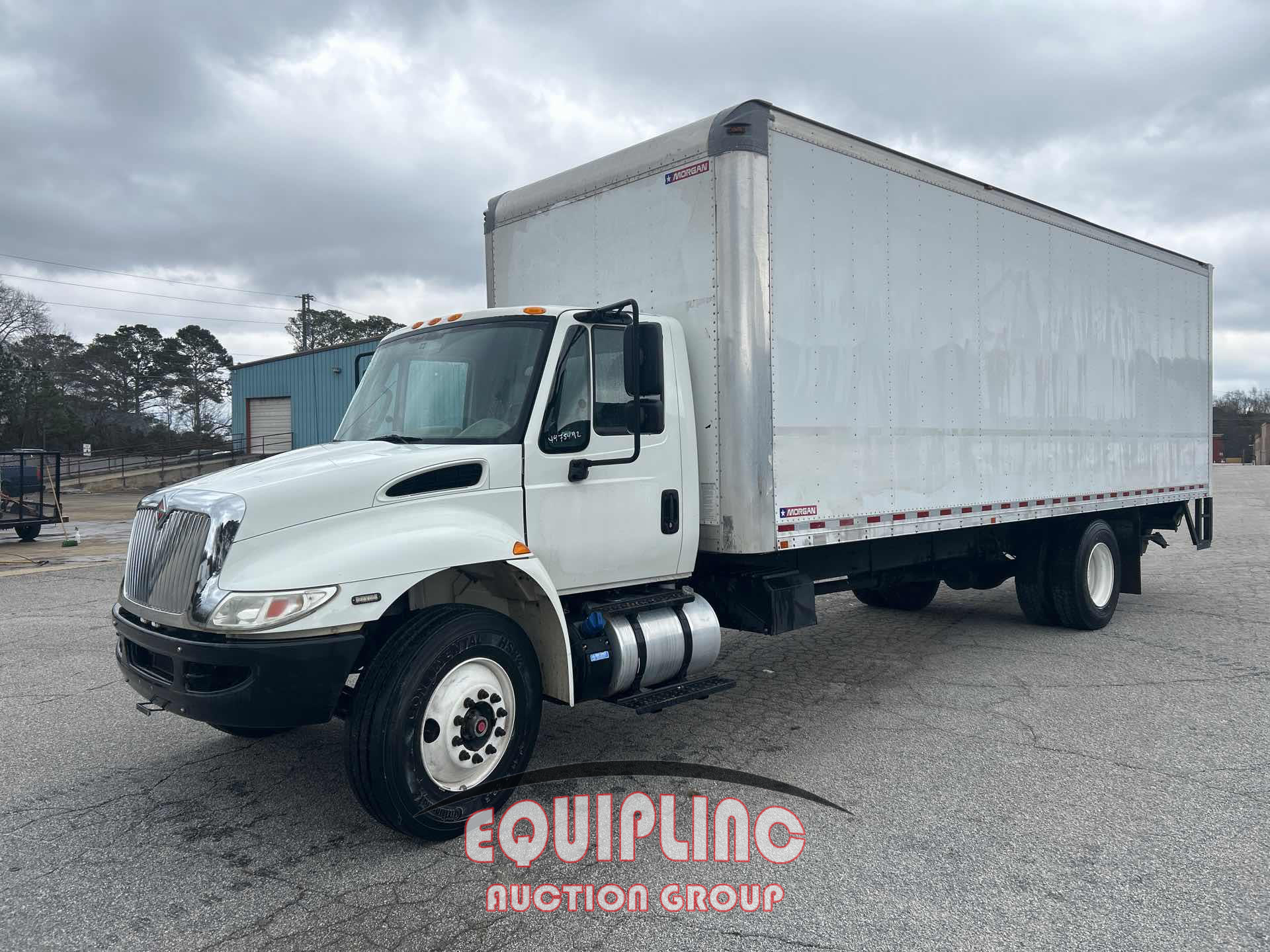 2018 INTERNATIONAL 4300 4X2 S/A 26FT NON CDL BOX TRUCK
