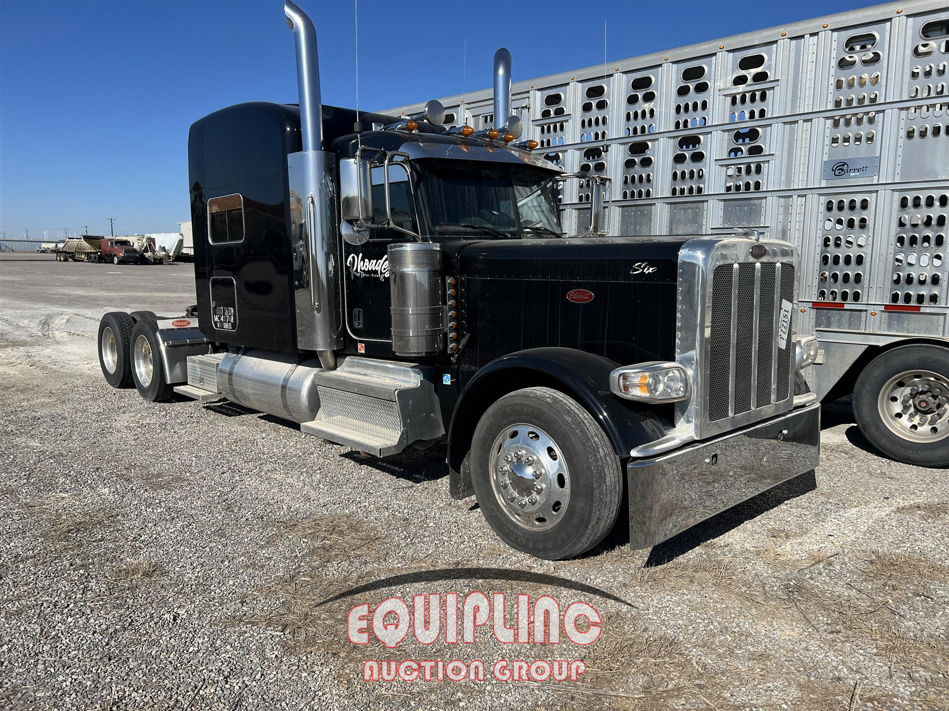 2021 PETERBILT 388 6X4 T/A SLEEPER TRUCK TRACTOR